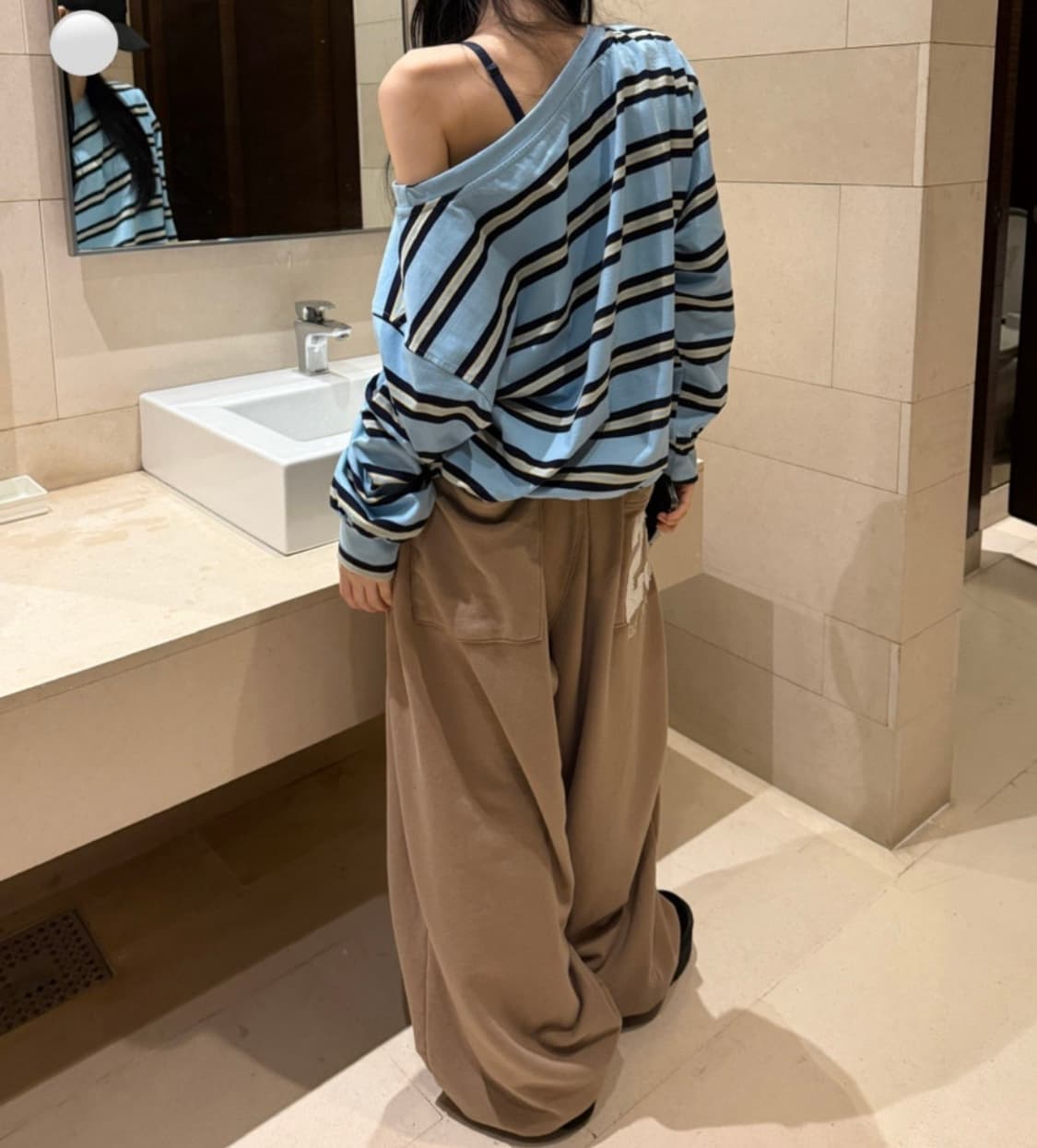 (새상품) 데이도어 단가라 보트넥 티 상품이미지4