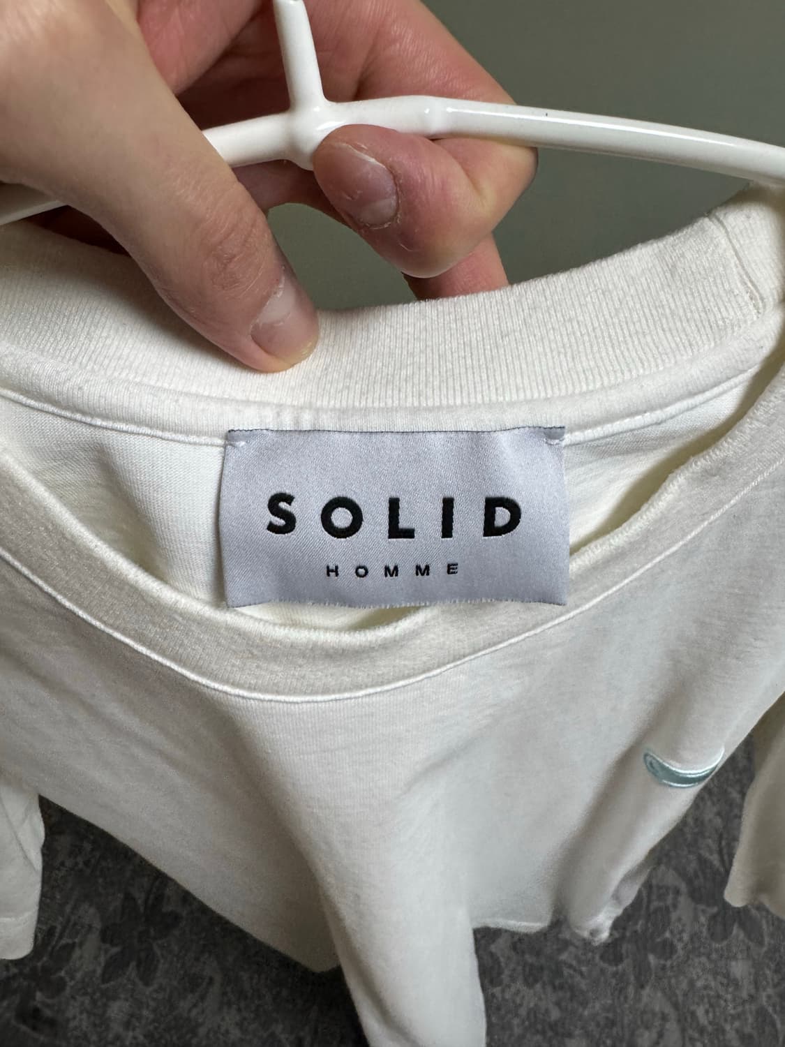 솔리드옴므 기본 로고 반팔 50(105) 화이트 상품이미지3