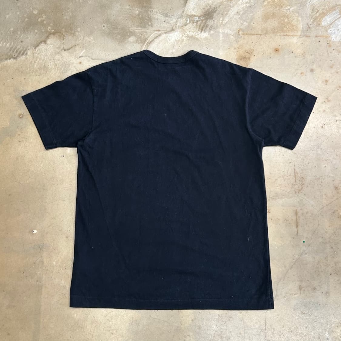 XL 꼼데가르송 골드 하트 와펜 블랙 반팔티 상품이미지3