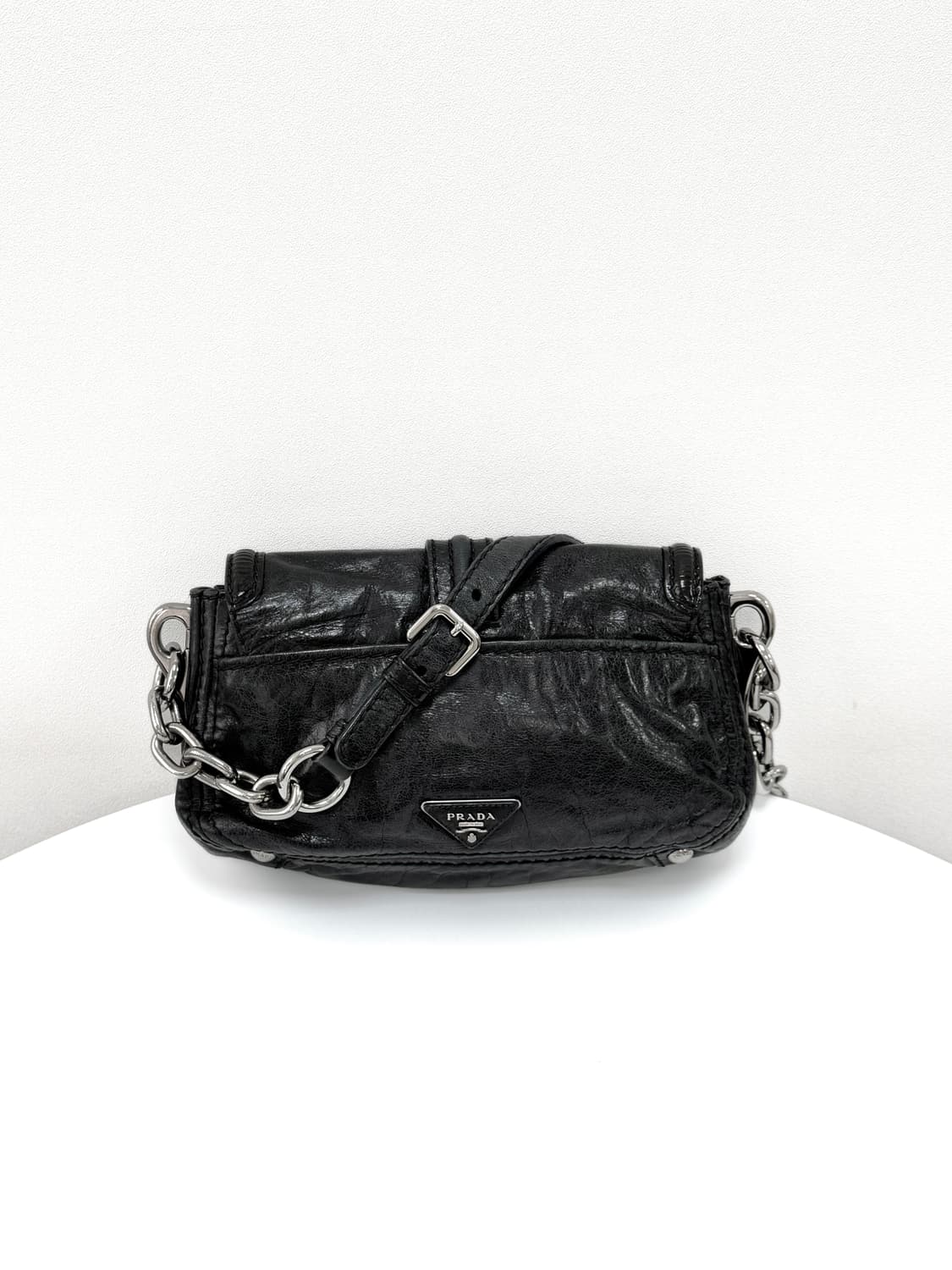 프라다 빈티지 레더 체인 숄더백 상품이미지3