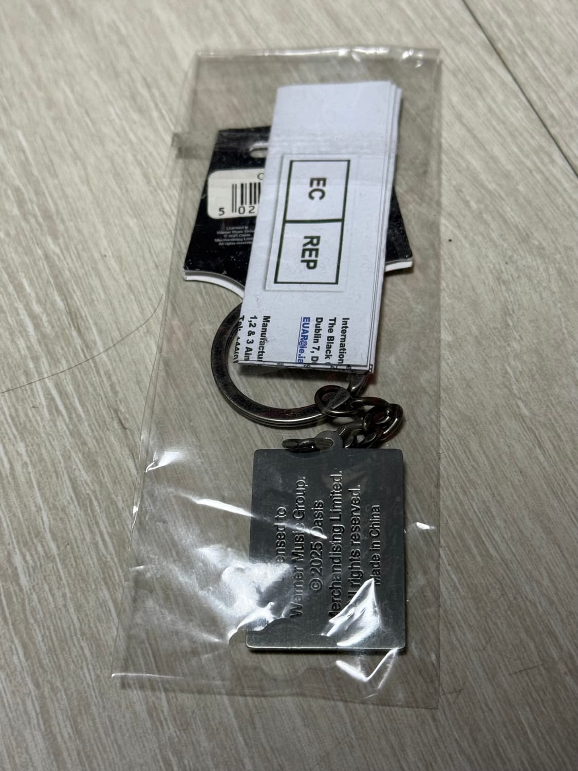 공식 오아시스 라이브25 키링 상품이미지2