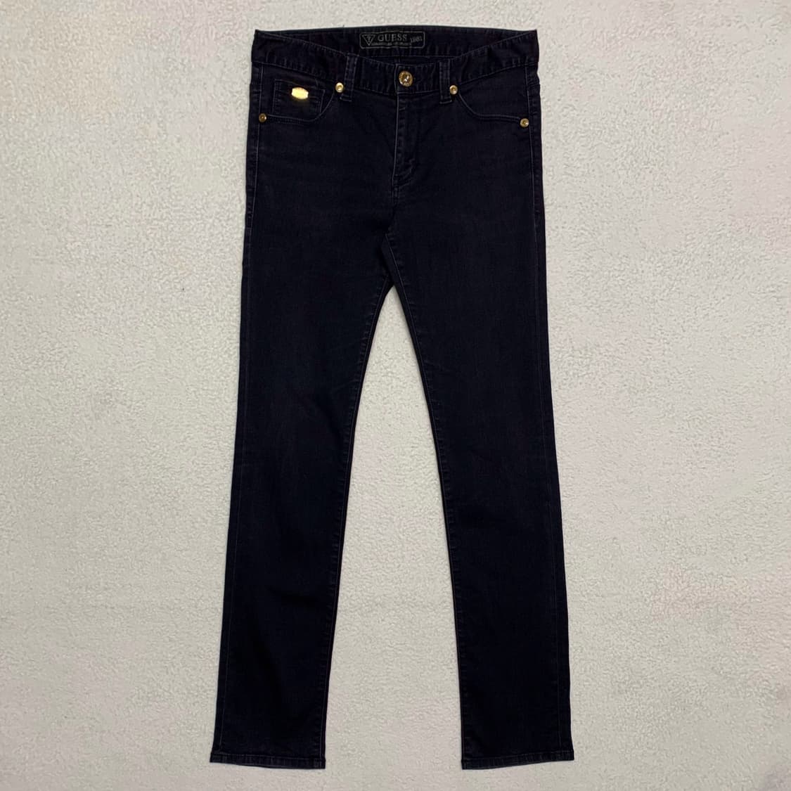 [표기 31, 실측 33] 게스 골드플레이트 슬림핏 블랙진 상품이미지3