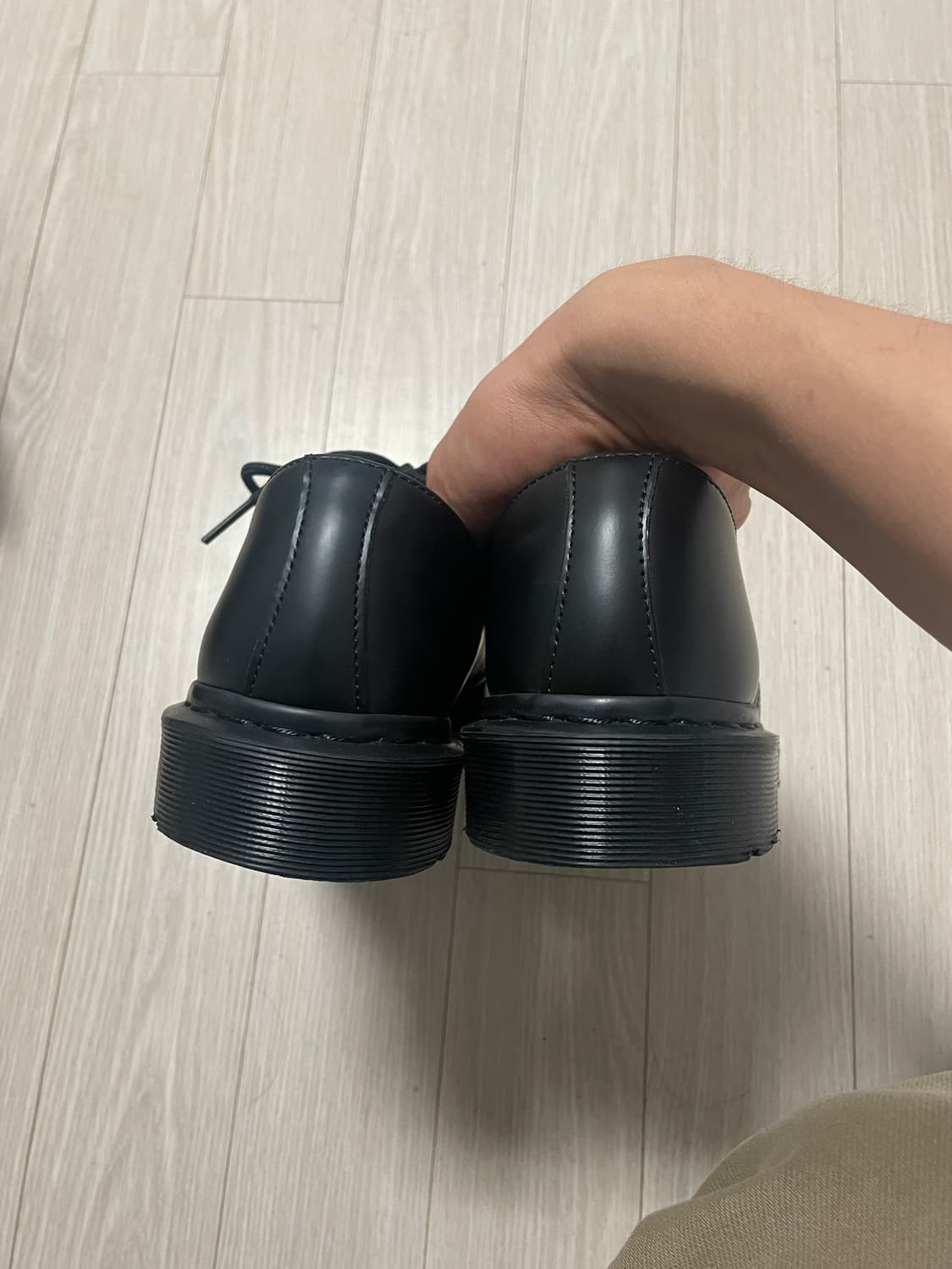 닥터마틴 1461 모노 블랙 상품이미지4