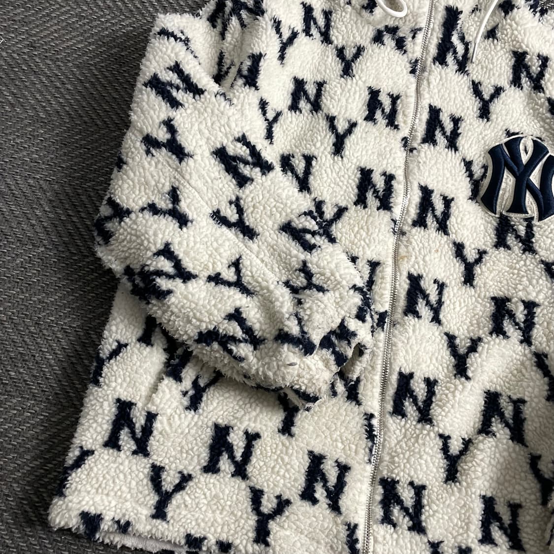 MLB 뉴욕 양키스 시그니처 패턴 쉐르파 플리스y 3890 상품이미지4