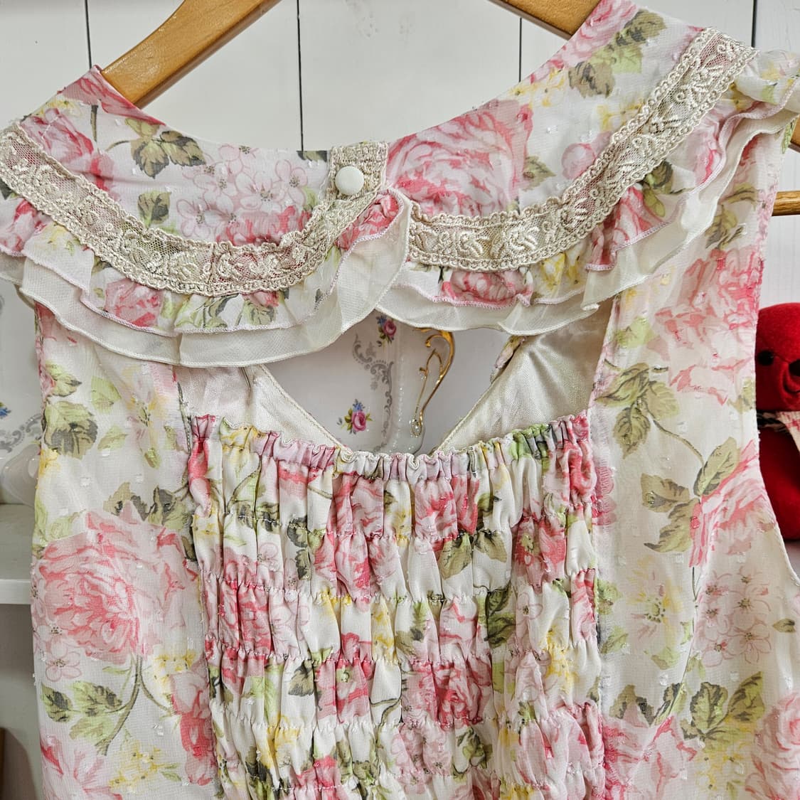 엑시즈팜(axes femme) 로즈 쉬폰 프릴 원피스 상품이미지6