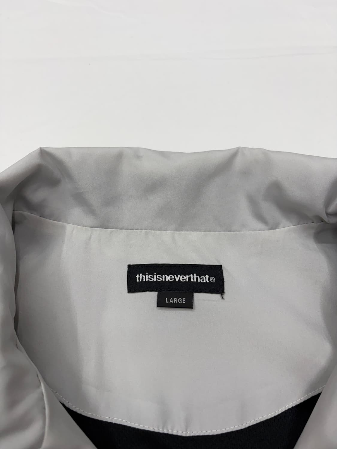 디스이즈네버댓 오버핏 디네댓 배색 바람막이 윈드 자켓 상품이미지3