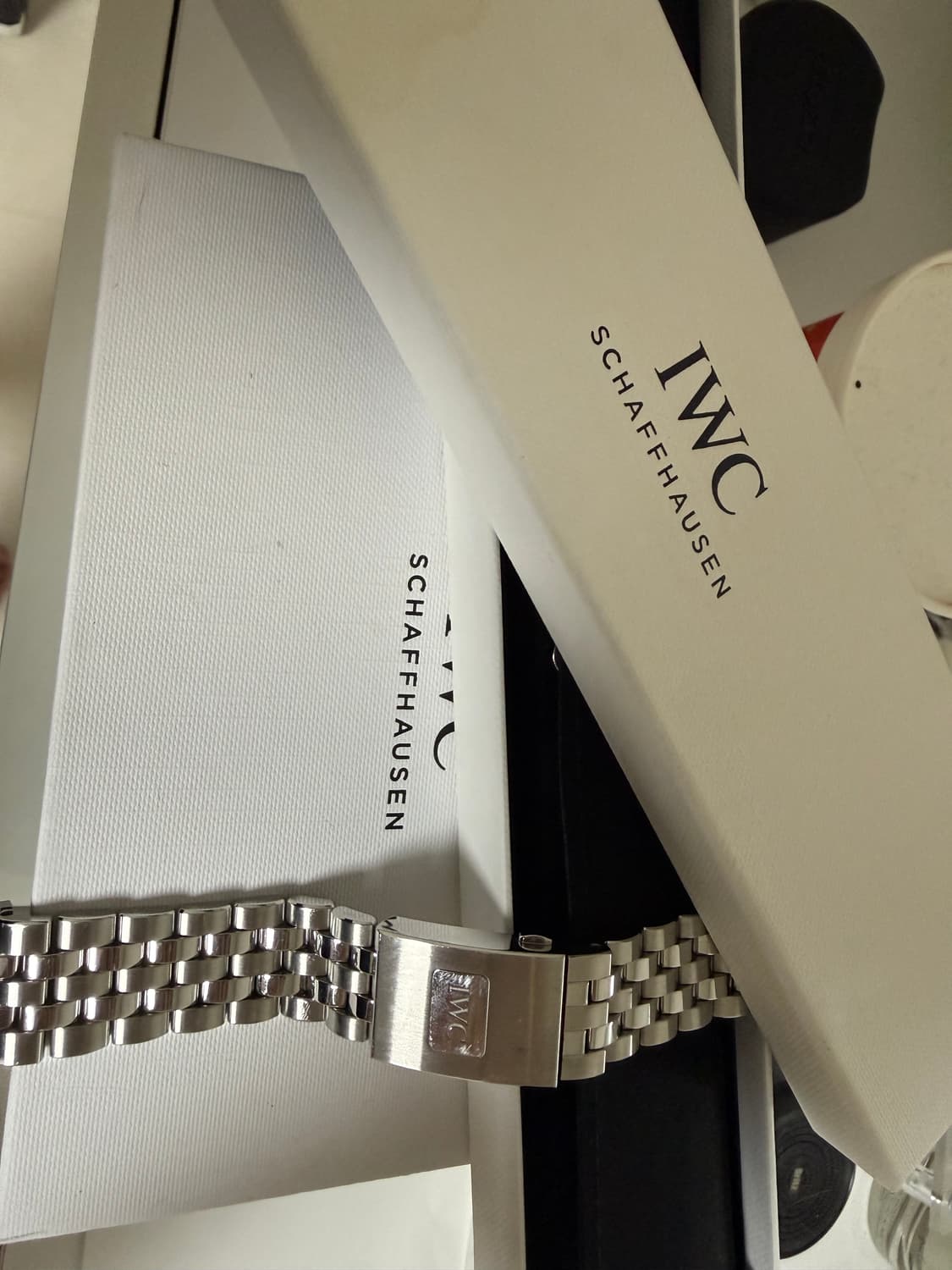 IWC 파일럿 크로노그래프 41 그린 모델 상품이미지7