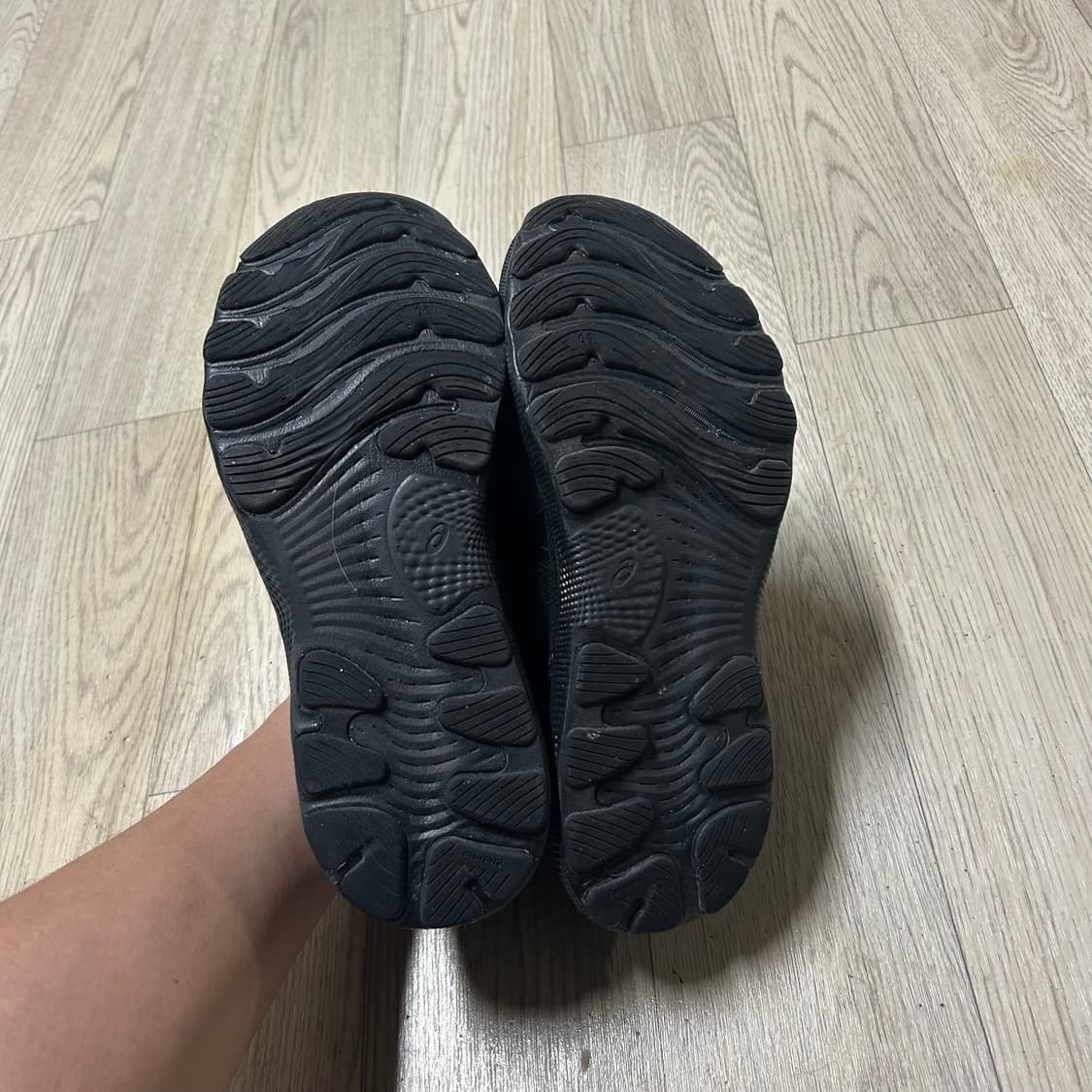 아식스 젤 님버스24 올블랙 260 상품이미지5