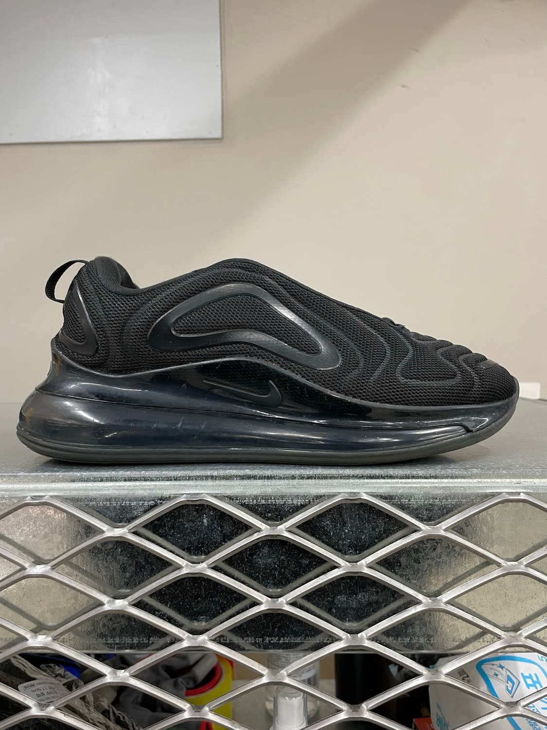 나이키 에어맥스 720 트리플 블랙 265 (gr-4258) 상품이미지4