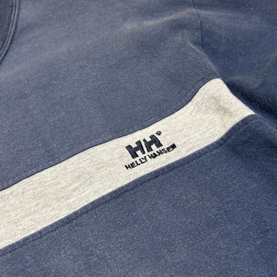 헬리한센 아카이브 로고 라인 롱슬리브 티셔츠 상품이미지2