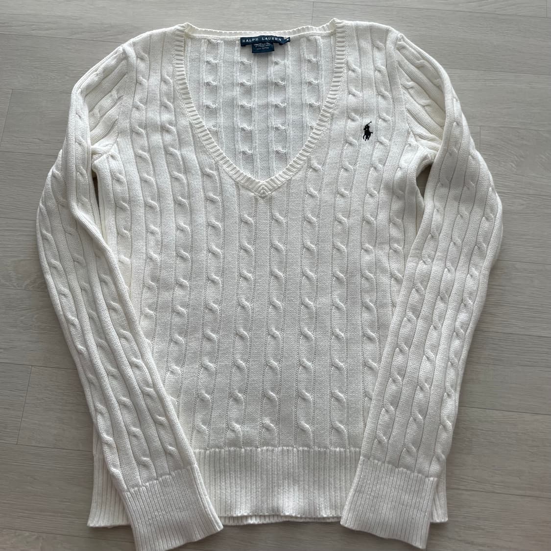 폴로 브이넥 케이블 니트 여성m 상품이미지2