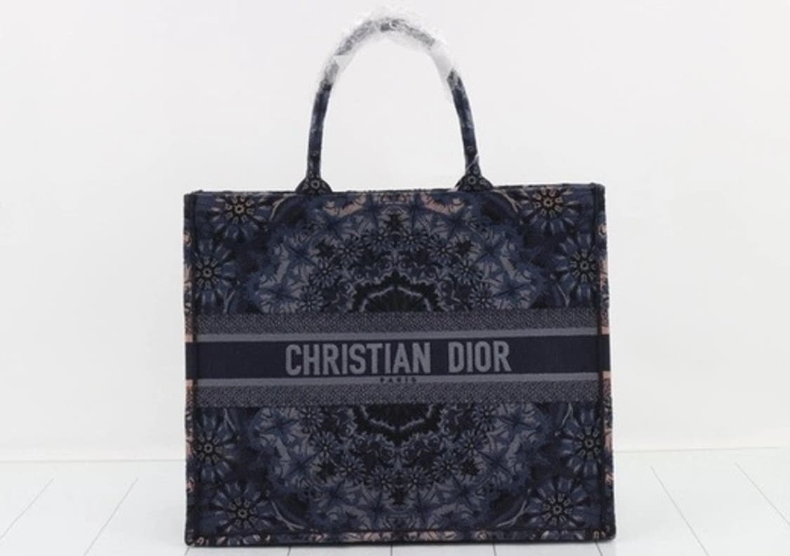 디올 북토트 라지 상품이미지1