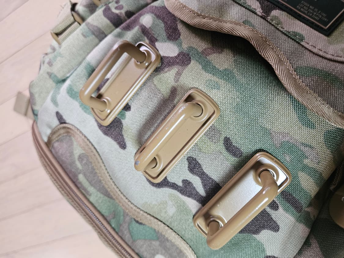 오클리 키친싱크 카모백팩 34l 상품이미지2