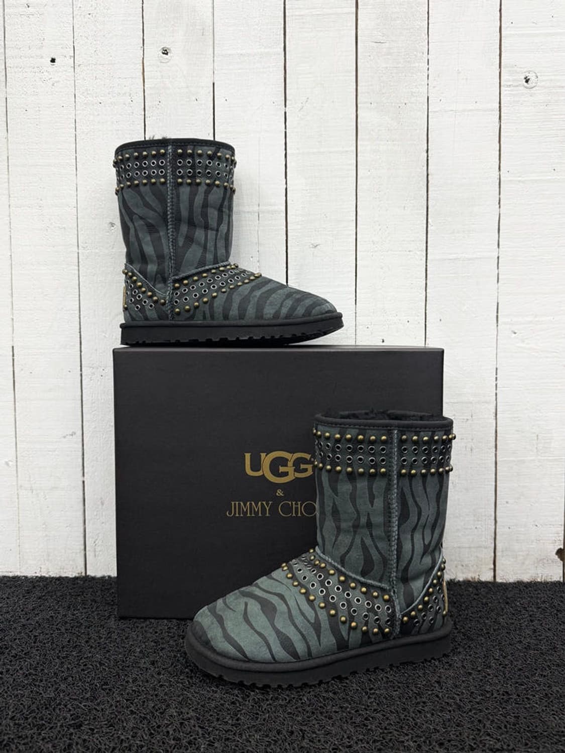 ugg x jimmy choo 상품이미지1