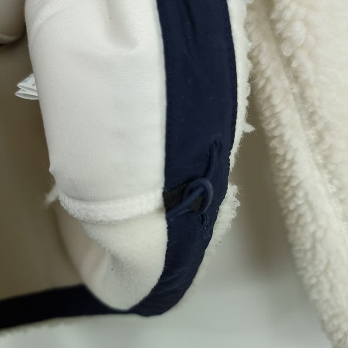 [노스페이스] 로고 자수 쉐르파 뽀글이 후리스 자켓 아이보리 M19808 상품이미지9