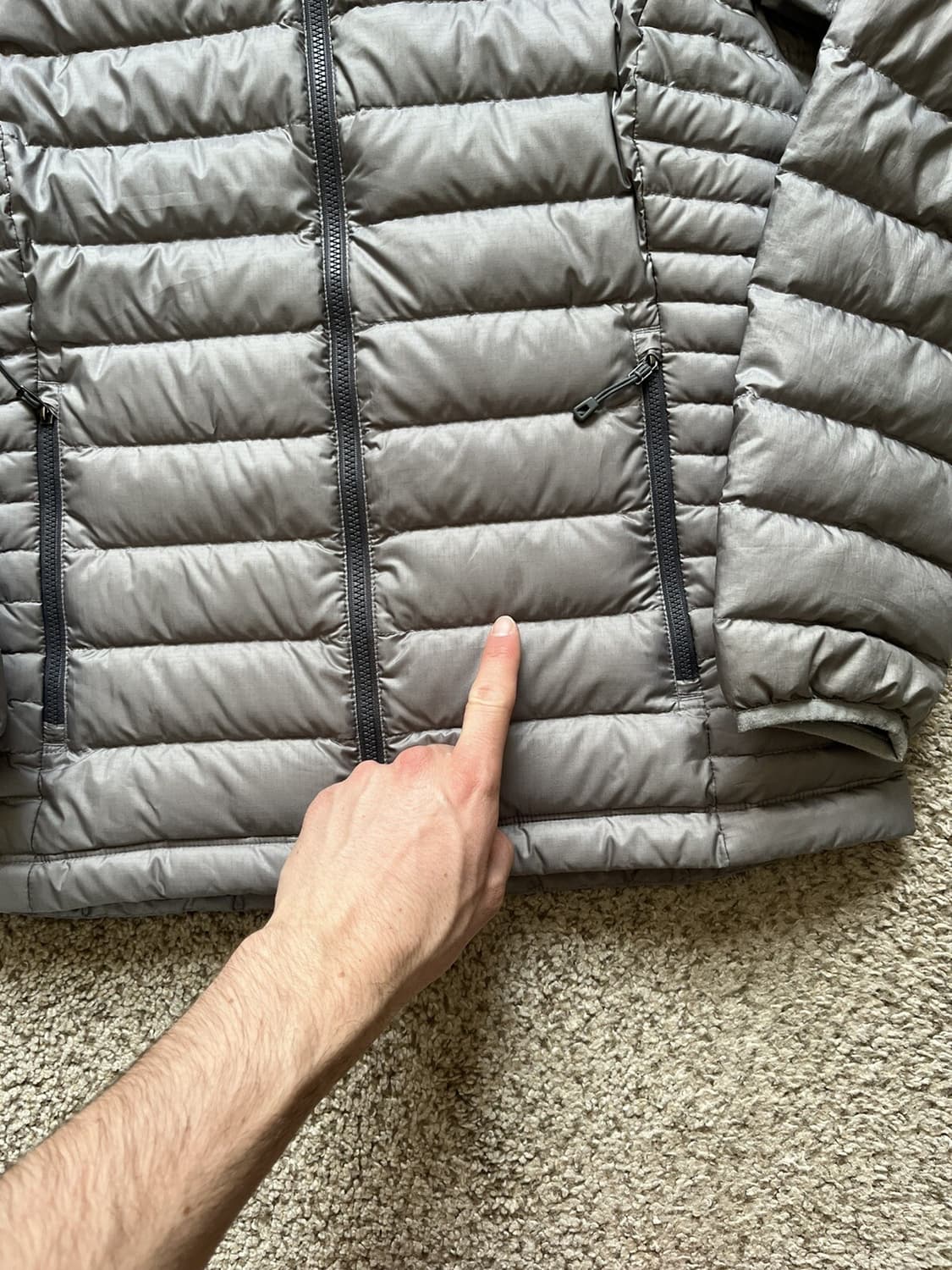 파타고니아 경량패딩 그레이 상품이미지6