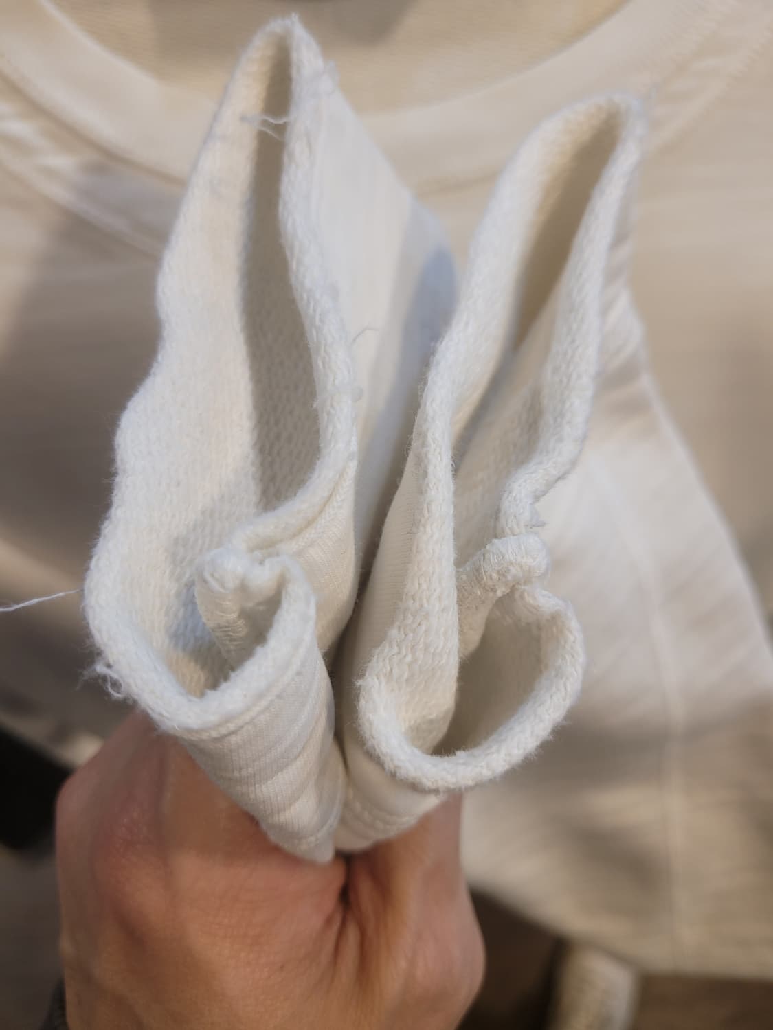 닐바렛 아이보리 포켓 맨투맨 95 상품이미지6