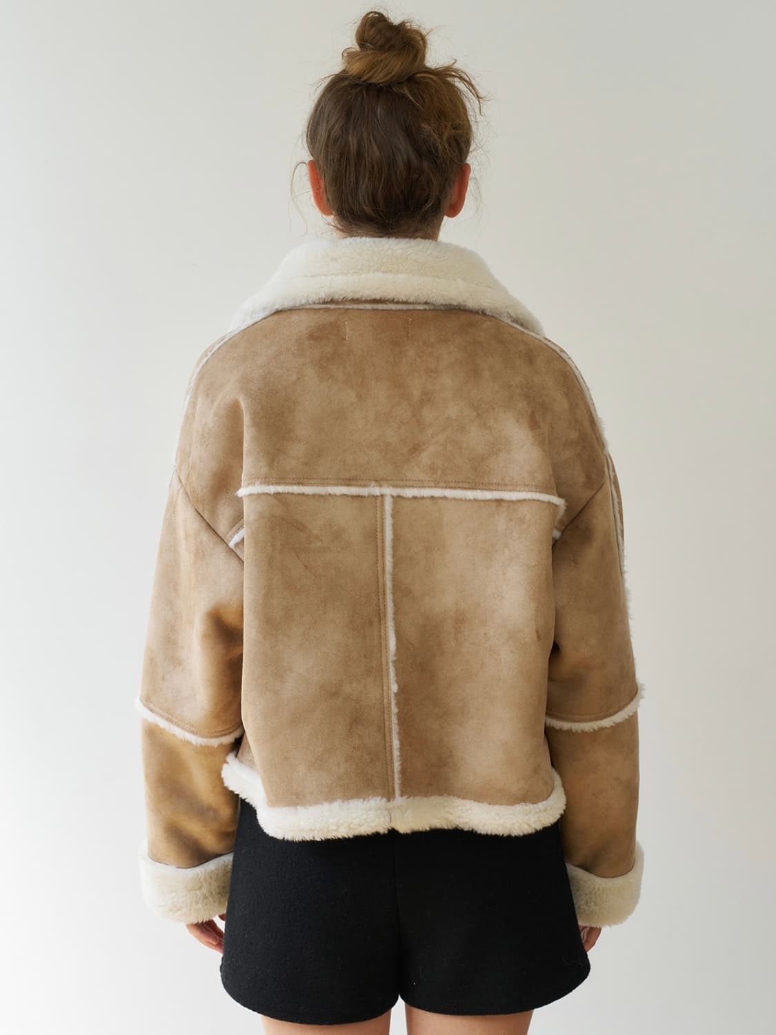 아카이브제이투유 넛츠 숏 무스탕 상품이미지3