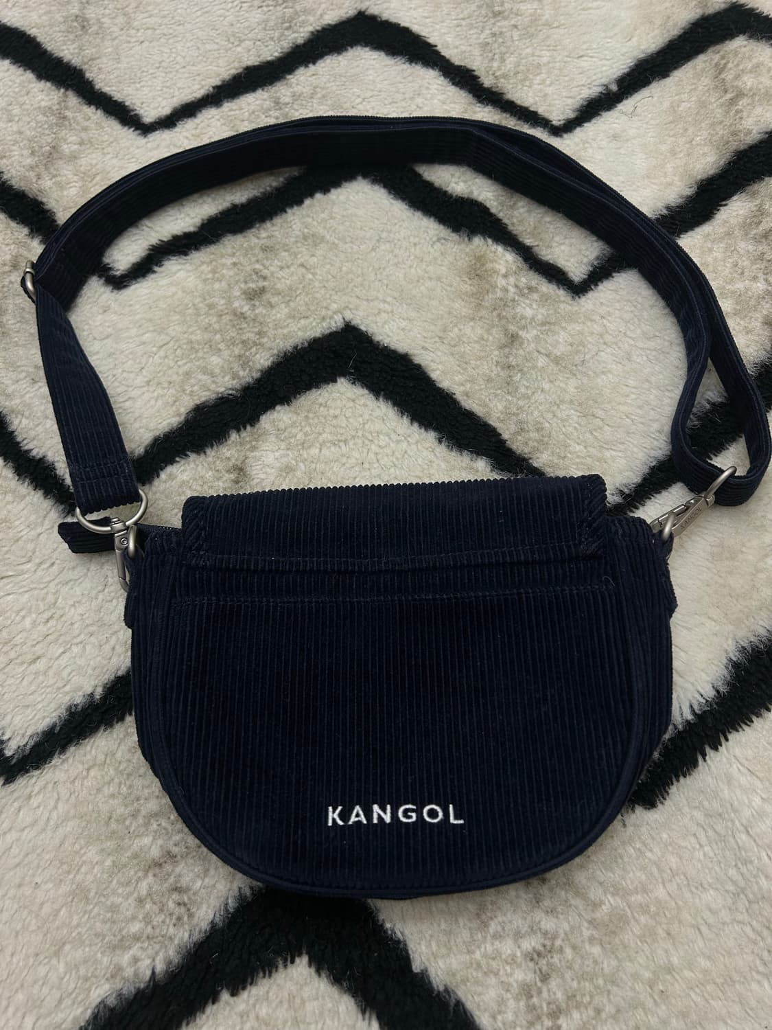 캉골 미니 코듀로이 크로스백/네이비 상품이미지3