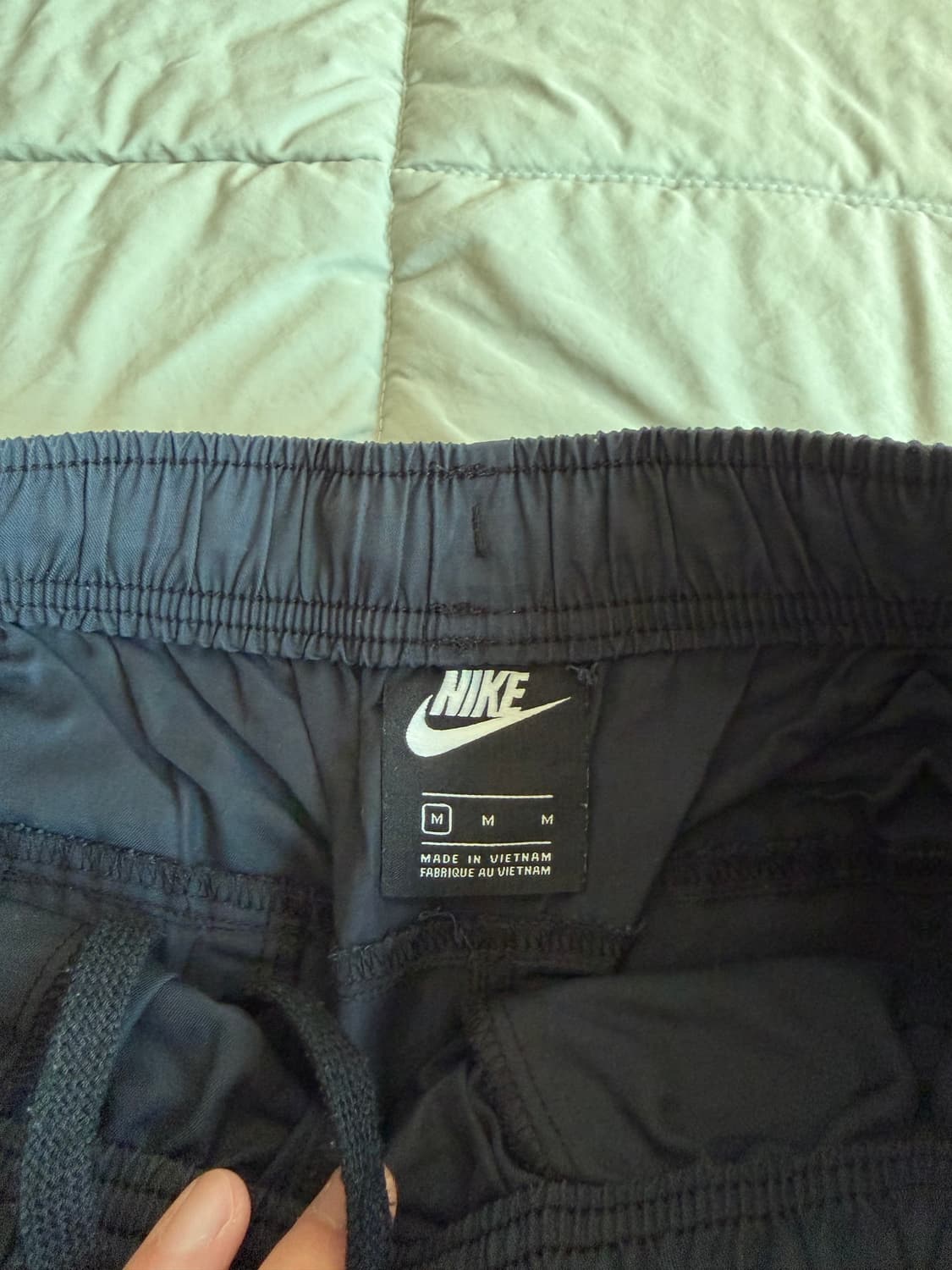나이키 스트리트 카고 팬츠2 m 사이즈 판매합니다. 상품이미지3