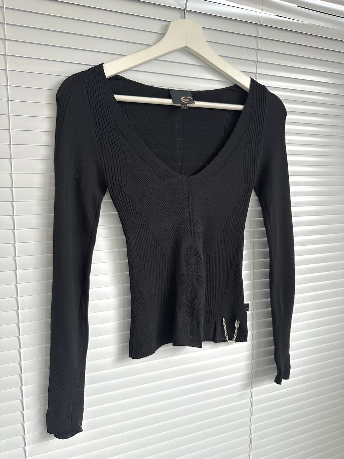 저스트 카발리 2000s 블랙 체인 슬리브 니트 상품이미지1