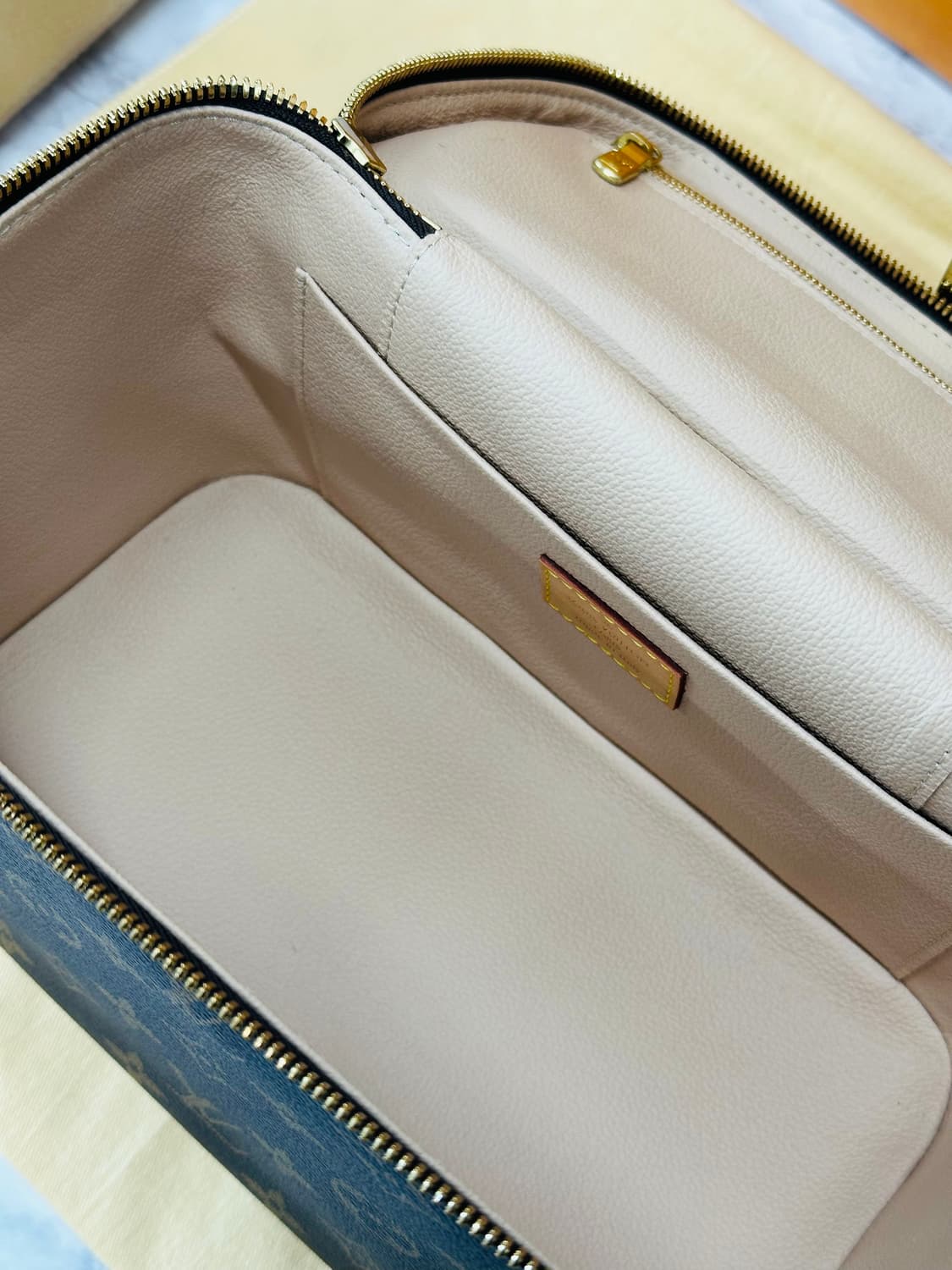 루이비통 니스 BB 모노그램 상품이미지9