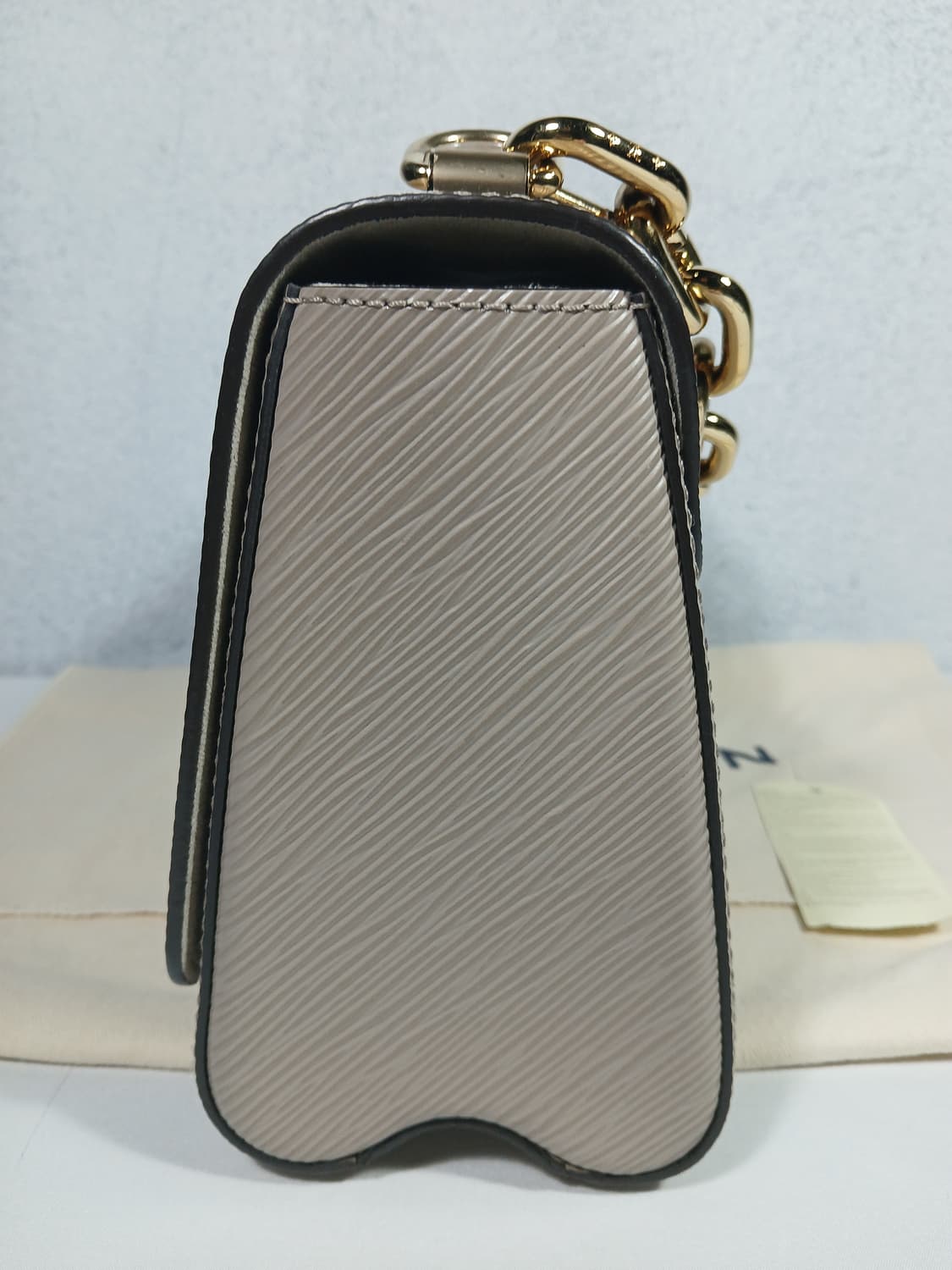 루이비통 트위스트MM 체인백 M59033 상품이미지5