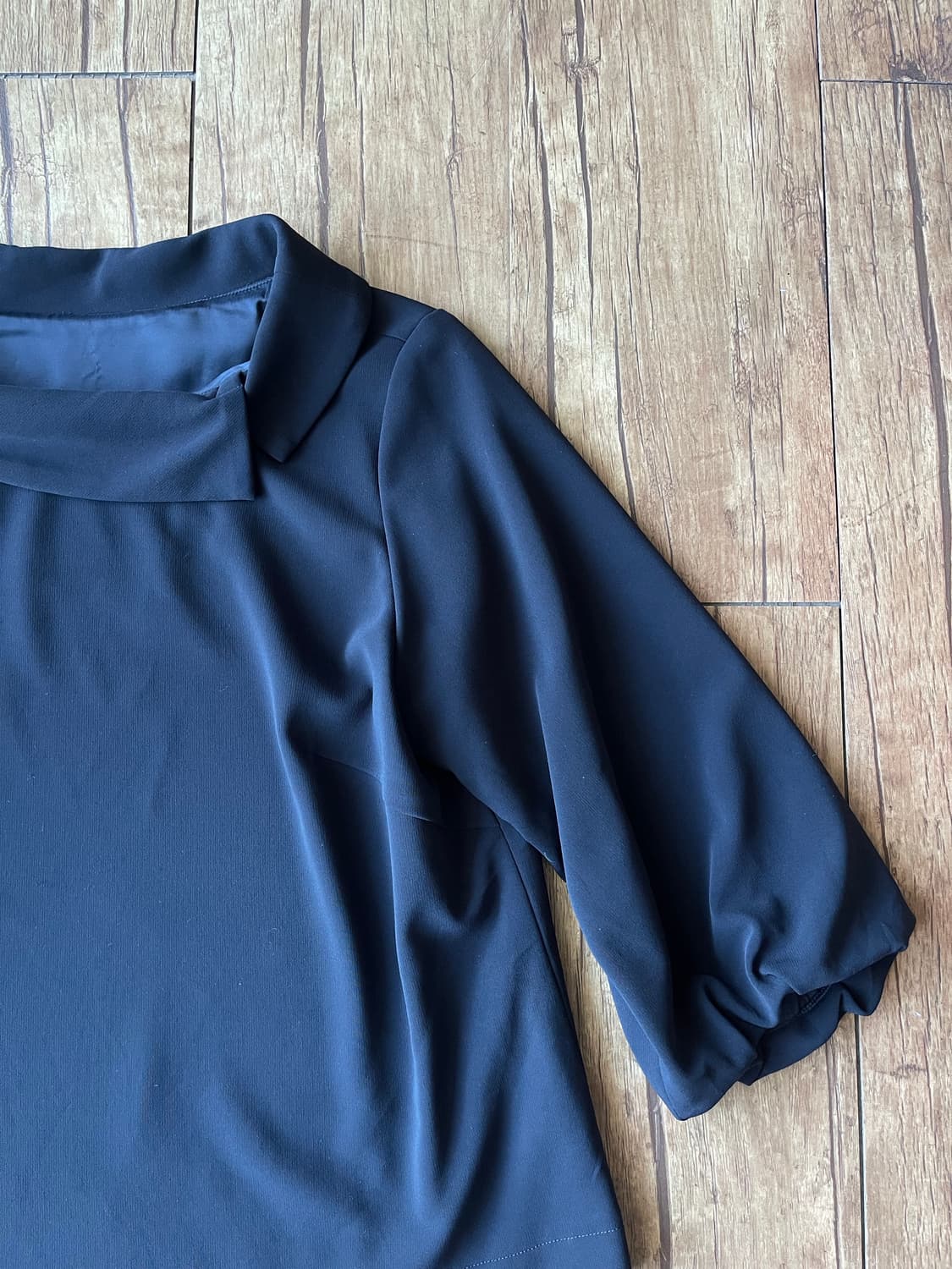 Cowl Neck Balloon Sleeve Blouse 상품이미지3