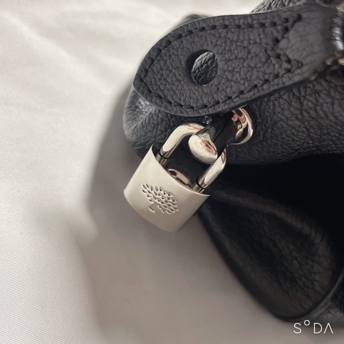 멀버리 블랙 레더 토트겸 크로스백 상품이미지8