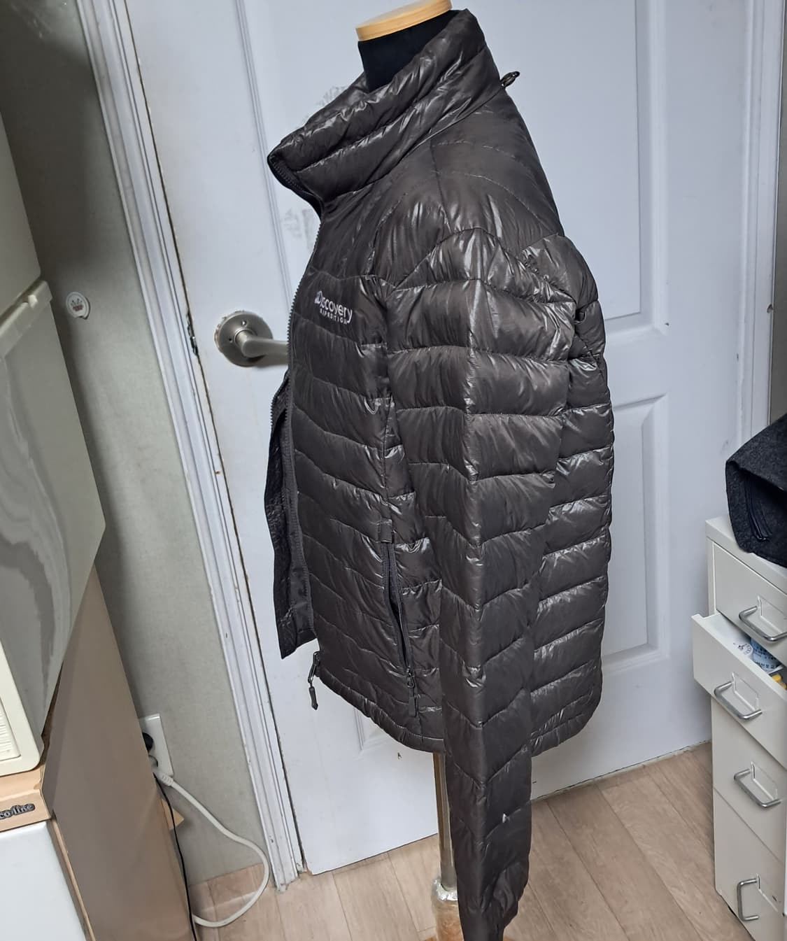 디스커버리 남성 경량 패딩 구스다운 95 상품이미지2