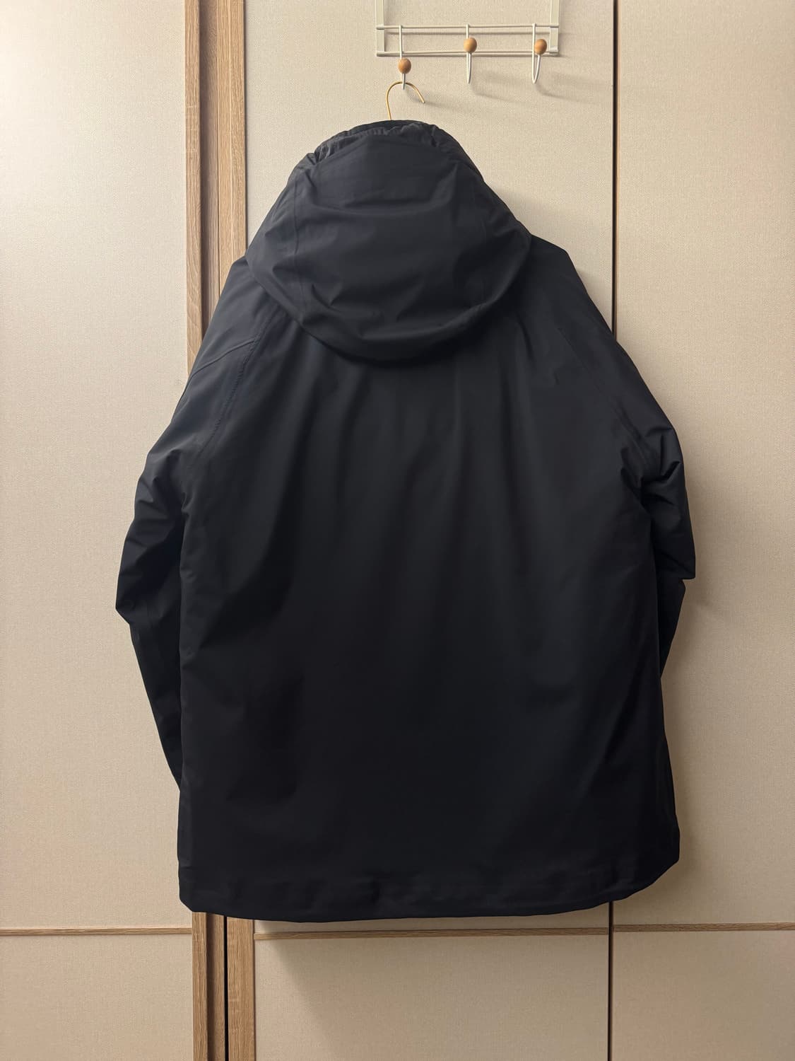 CP컴퍼니 고어텍스 인피니움 패딩 상품이미지2