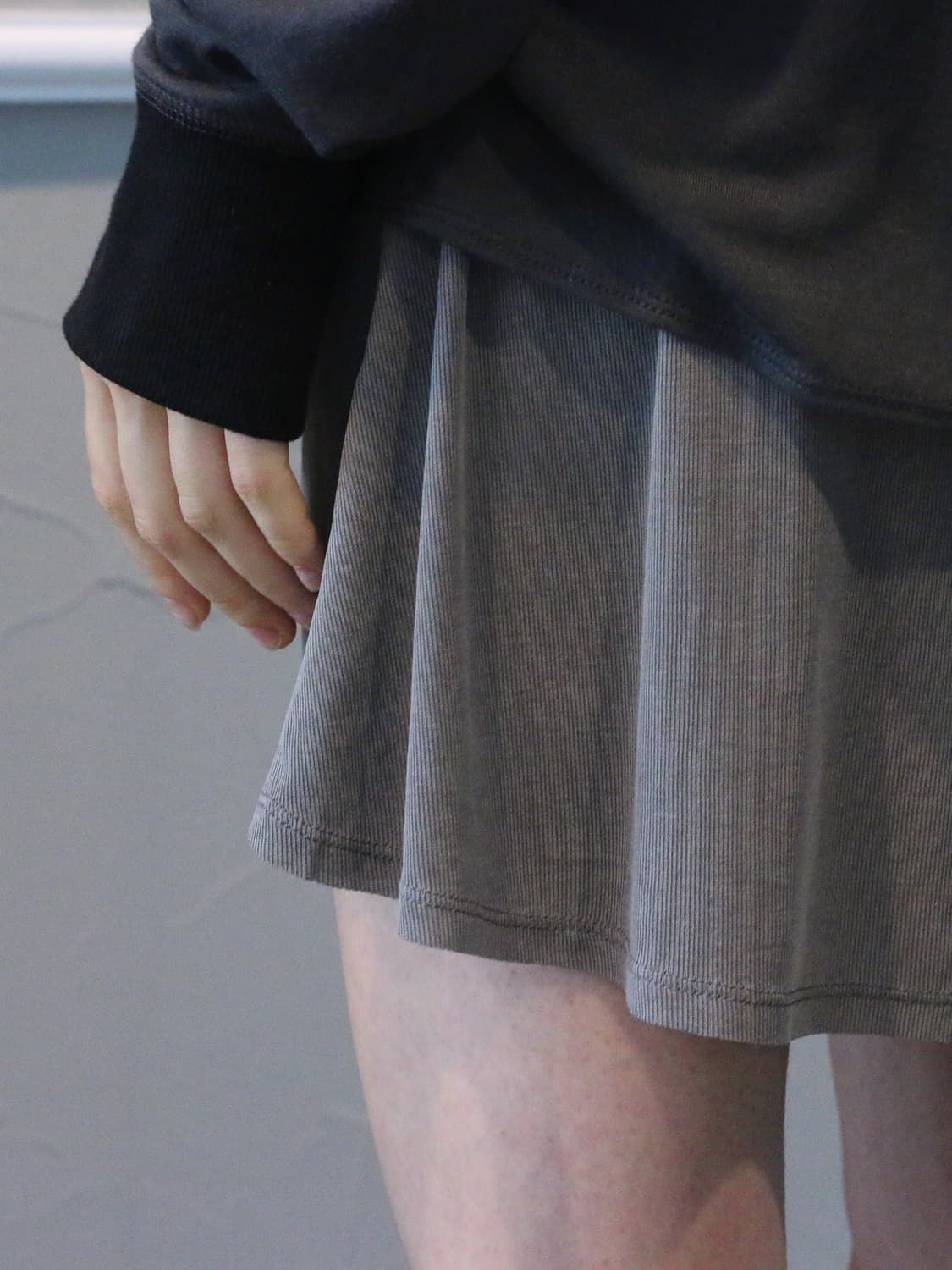 키야기 chiyagi Colon Top - charcoal 상품이미지4