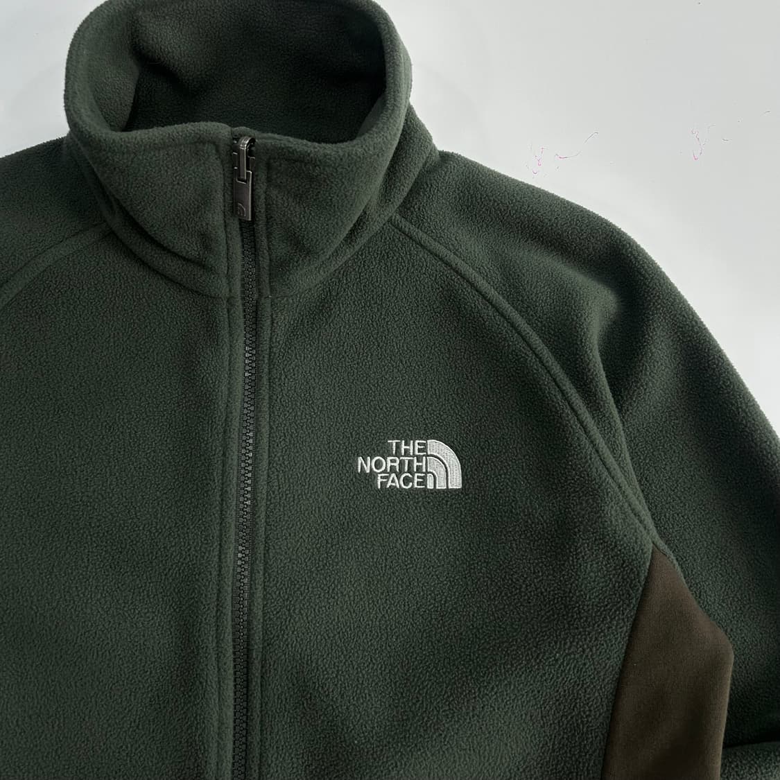 The North face 노스페이스 딥카키 후리스 집업 상품이미지4