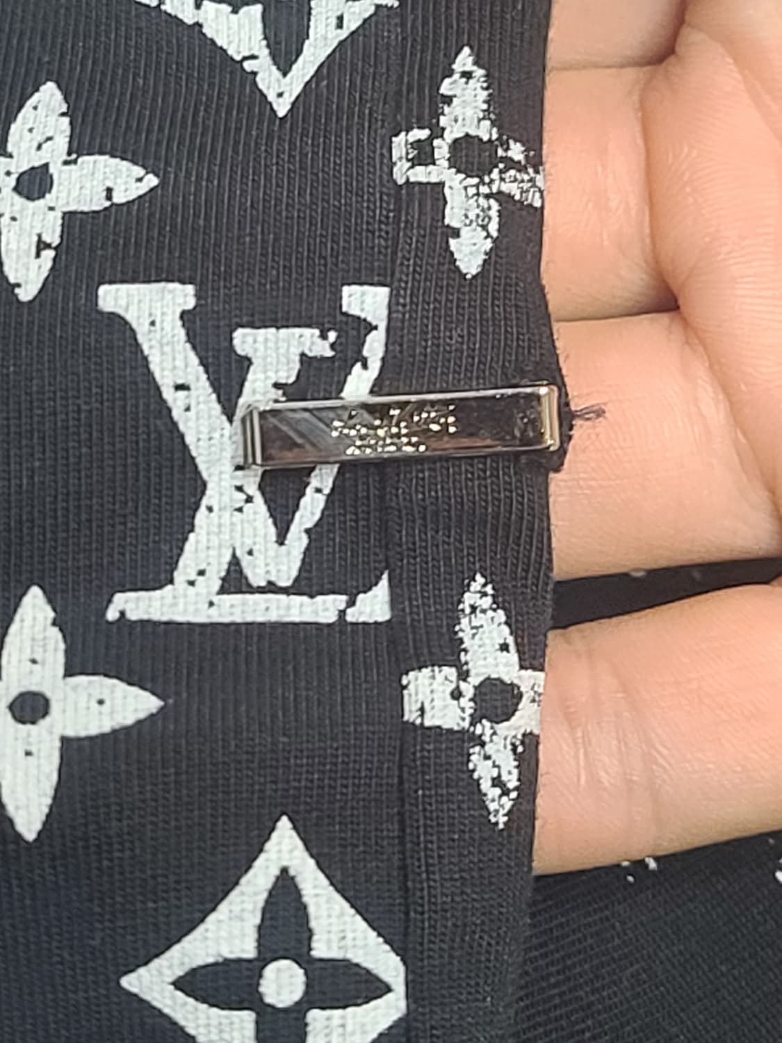 루이비통 그라디언트 반팔 M 상품이미지4