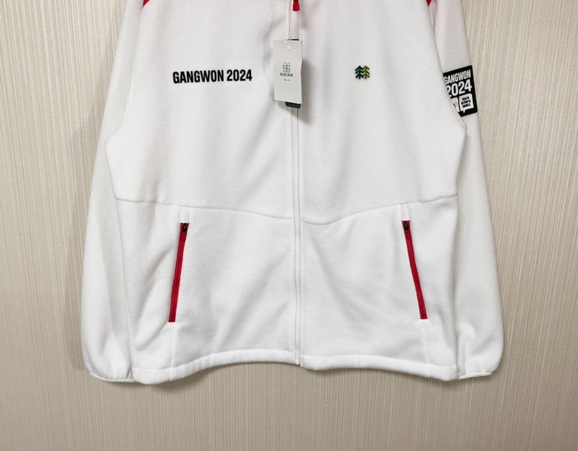 코오롱스포츠 2024 강원 동계청소년올림픽 선수지급 플리스자켓 110 상품이미지3