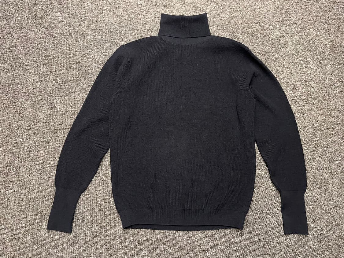 [100] 유니클로 U 터틀넥니트 블랙 L  상품이미지1