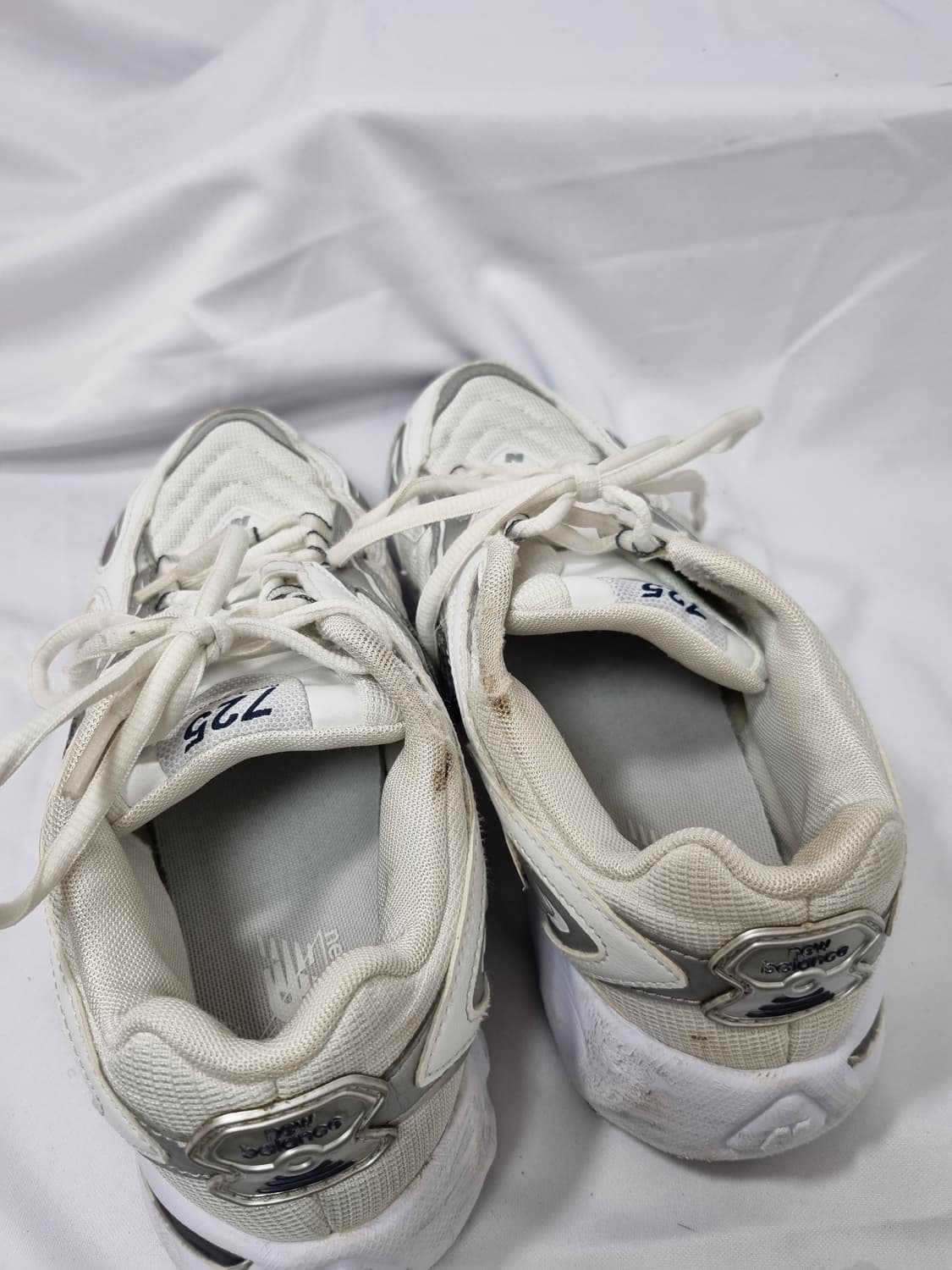 235 뉴발란스 725 실버 스니커즈 상품이미지7