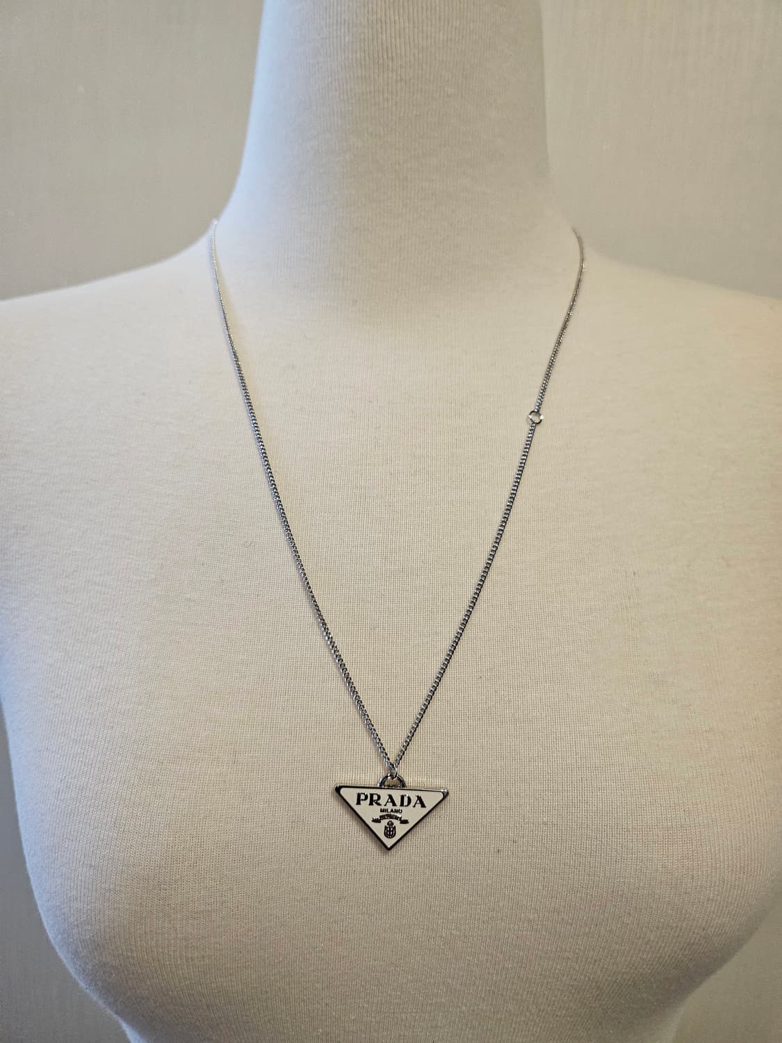 프라다 업사이클링 체인 목걸이 화이트 상품이미지8