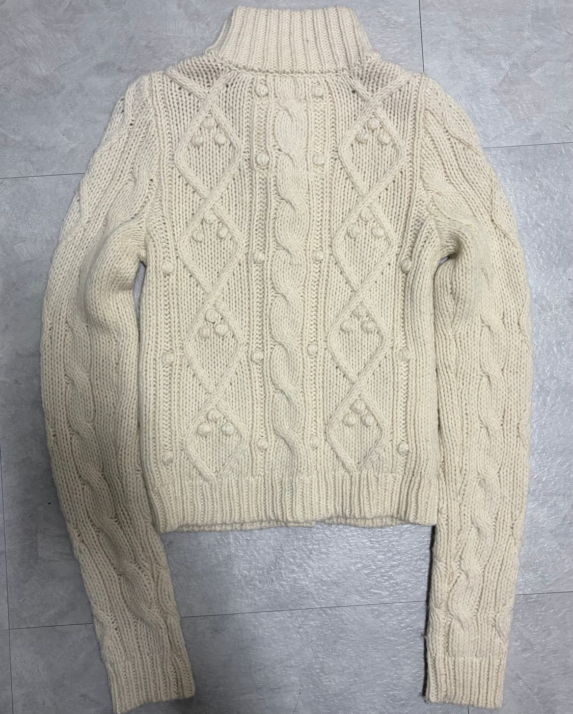 아베크롬비 빈티지 크림 니트 상품이미지2