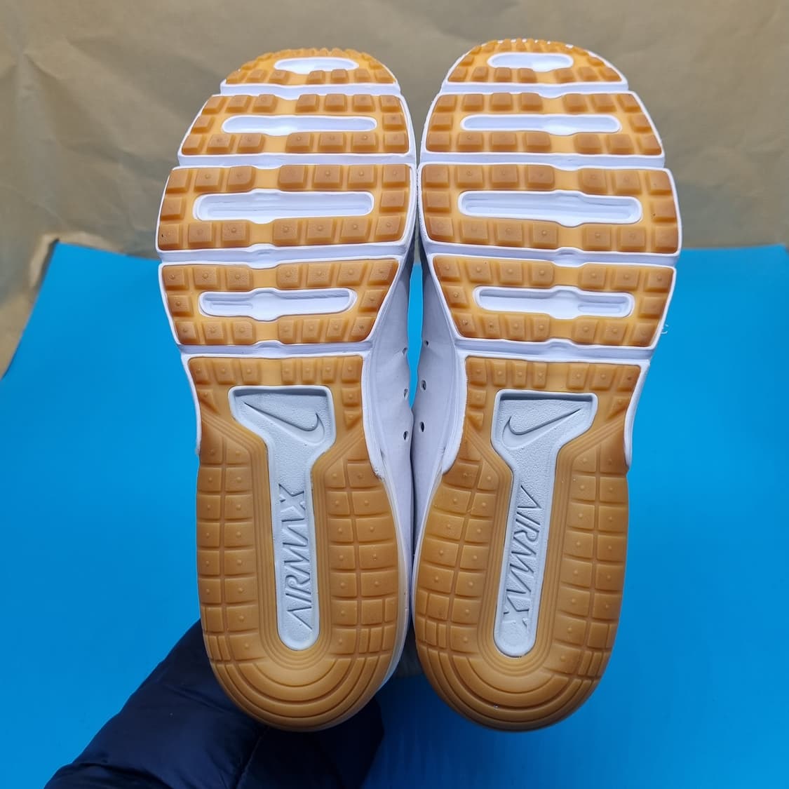 나이키 에어맥스 시퀀트3 운동화235. 상품이미지3