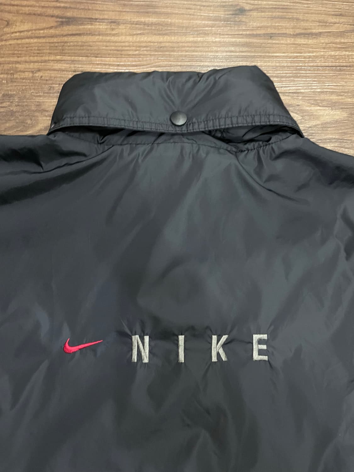 90s 나이키 자수로고 올드스쿨 나일론 점퍼 자켓 블랙 상품이미지9