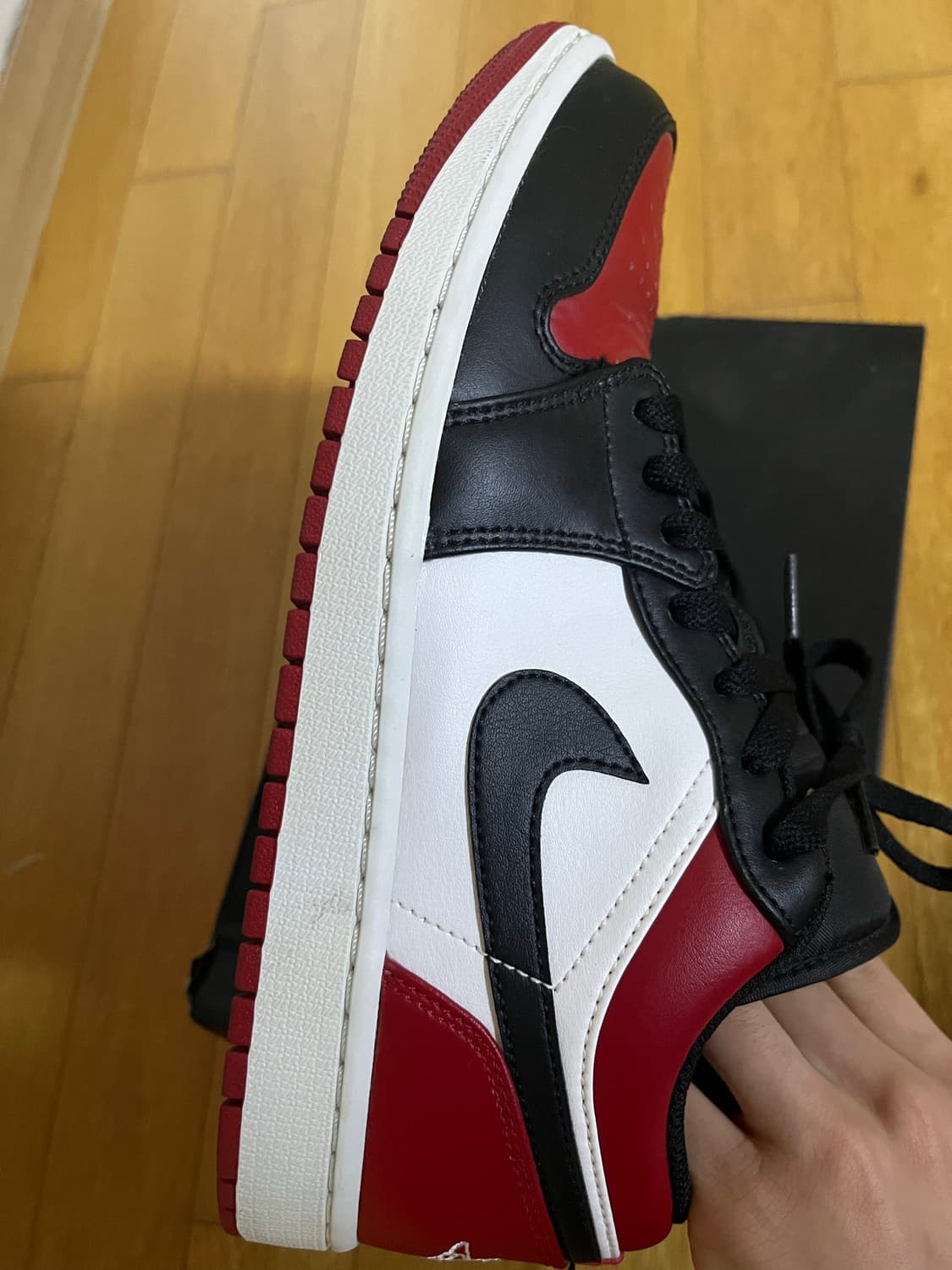 조던 1 레트로 로우 OG 블랙토 265 상품이미지2