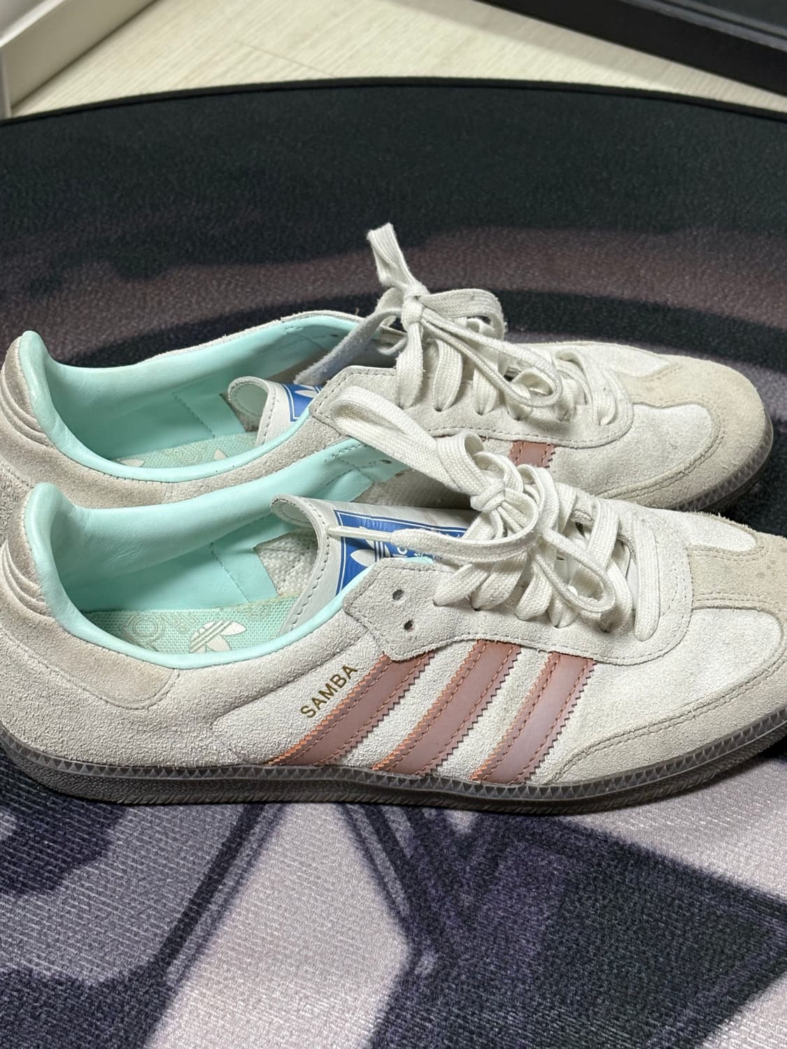 아디다스 삼바 OG 크리스탈 화이트 클레이 스트라타 상품이미지4