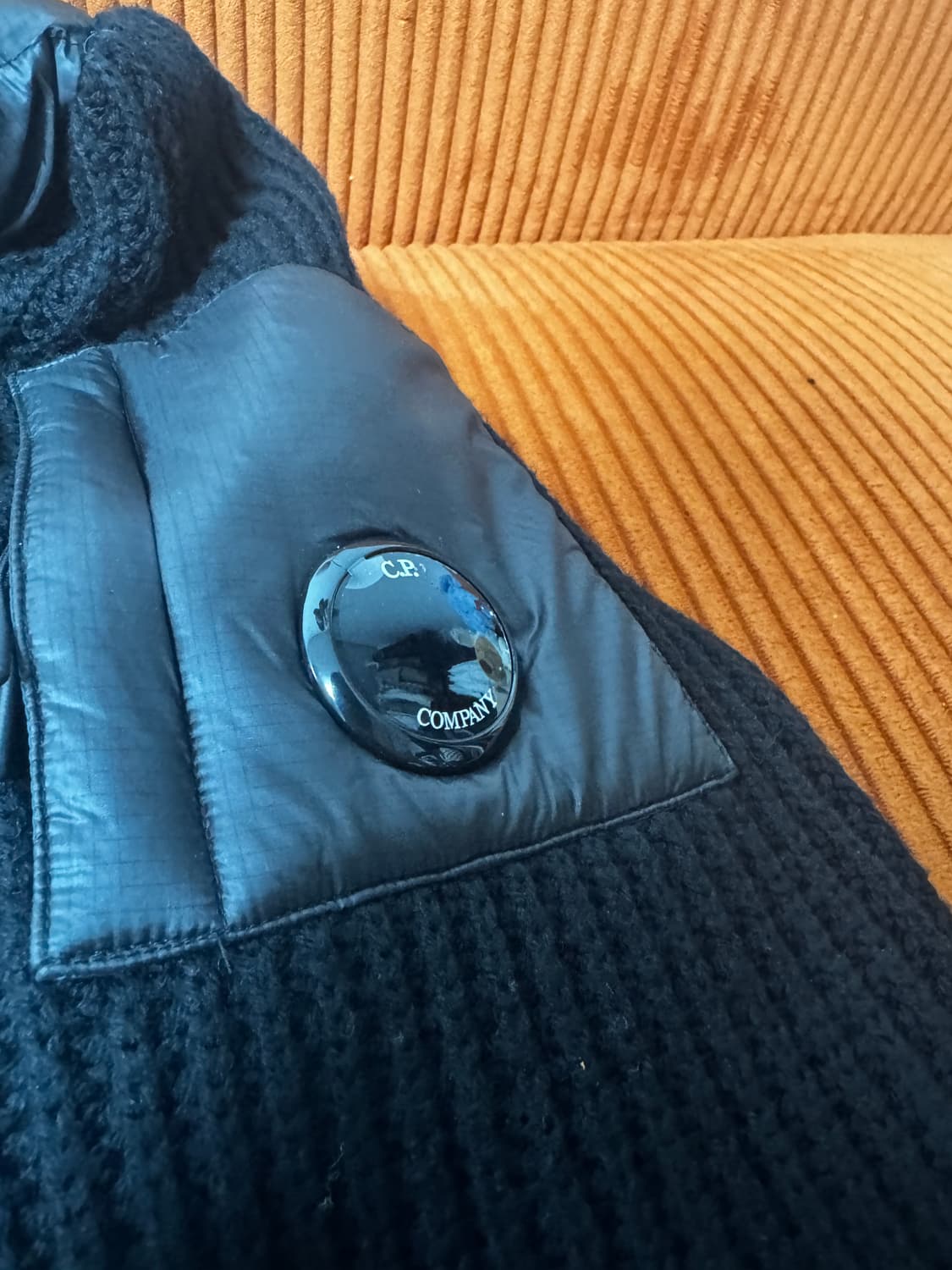 [110] CP 컴퍼니 24 FW DD쉘 니트패딩 상품이미지2