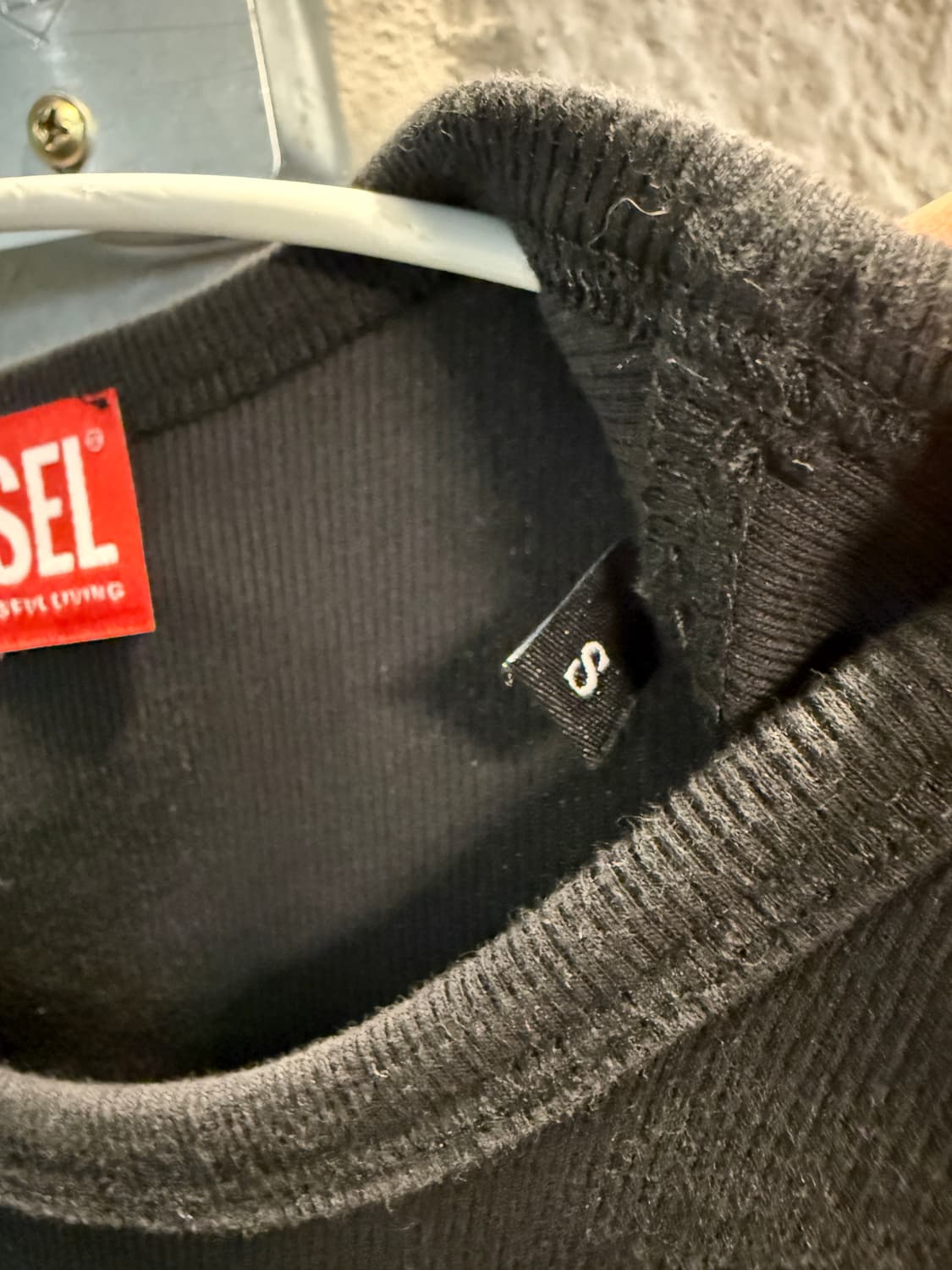 디젤 메탈 D 로고 슬림핏 반팔 티셔츠 블랙 S 상품이미지4