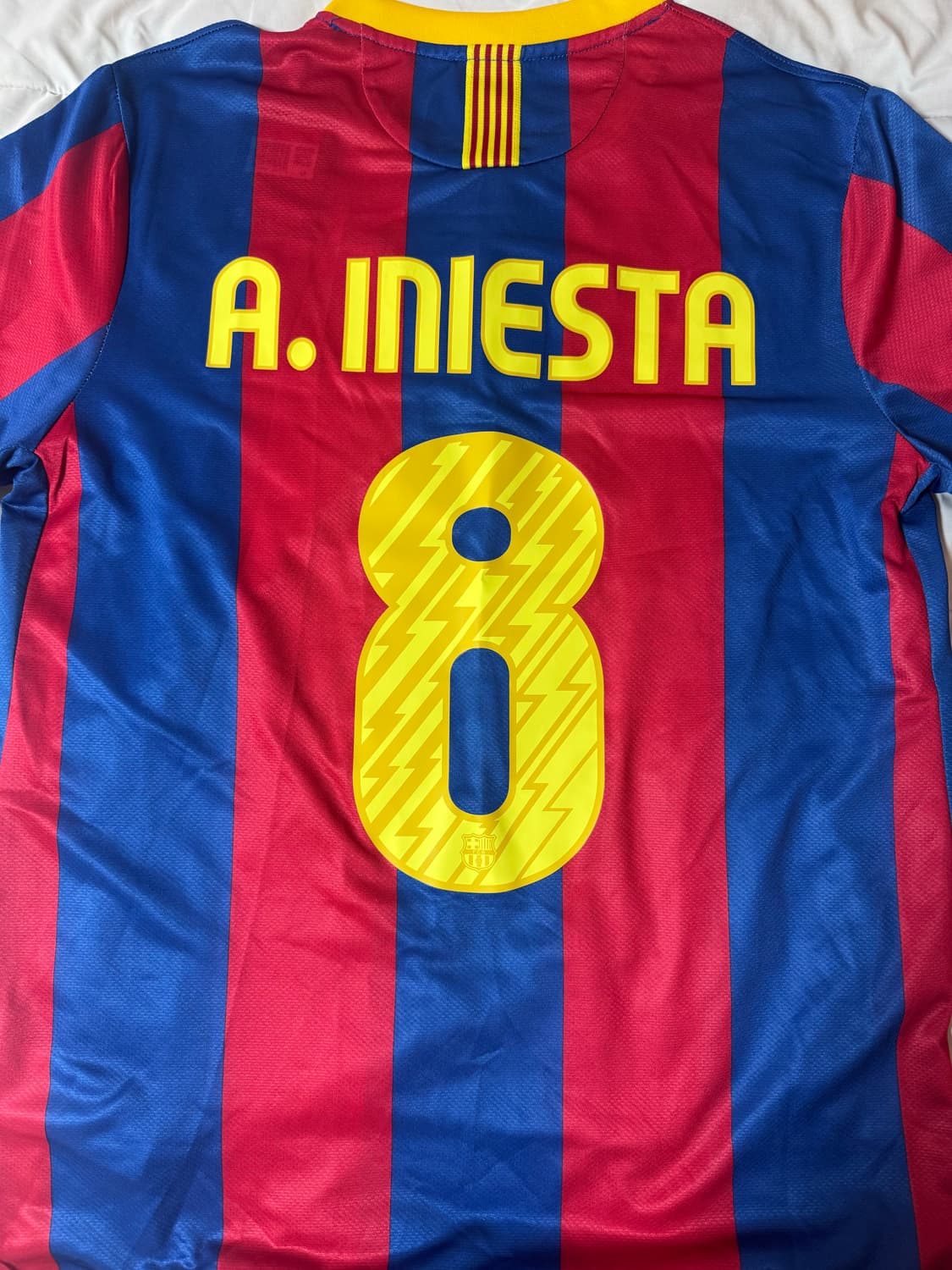 바르셀로나 10/11 유니폼(이니에스타 마킹) 상품이미지1