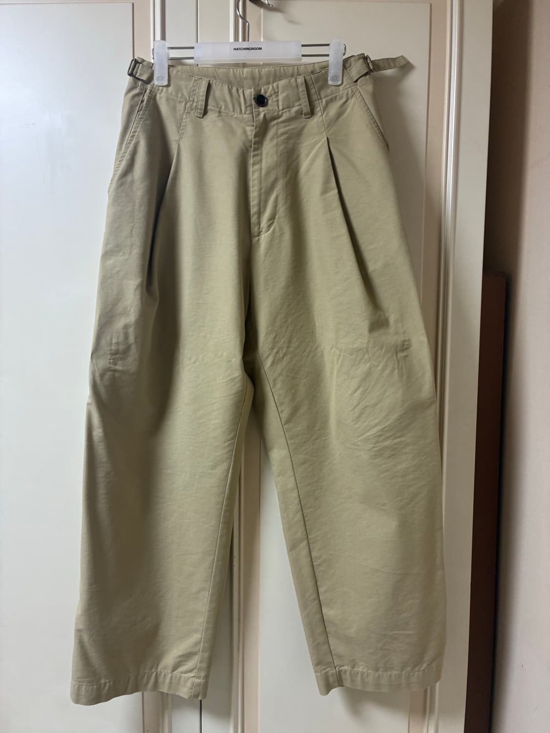 해칭룸 베이지 코튼 팬츠 상품이미지3