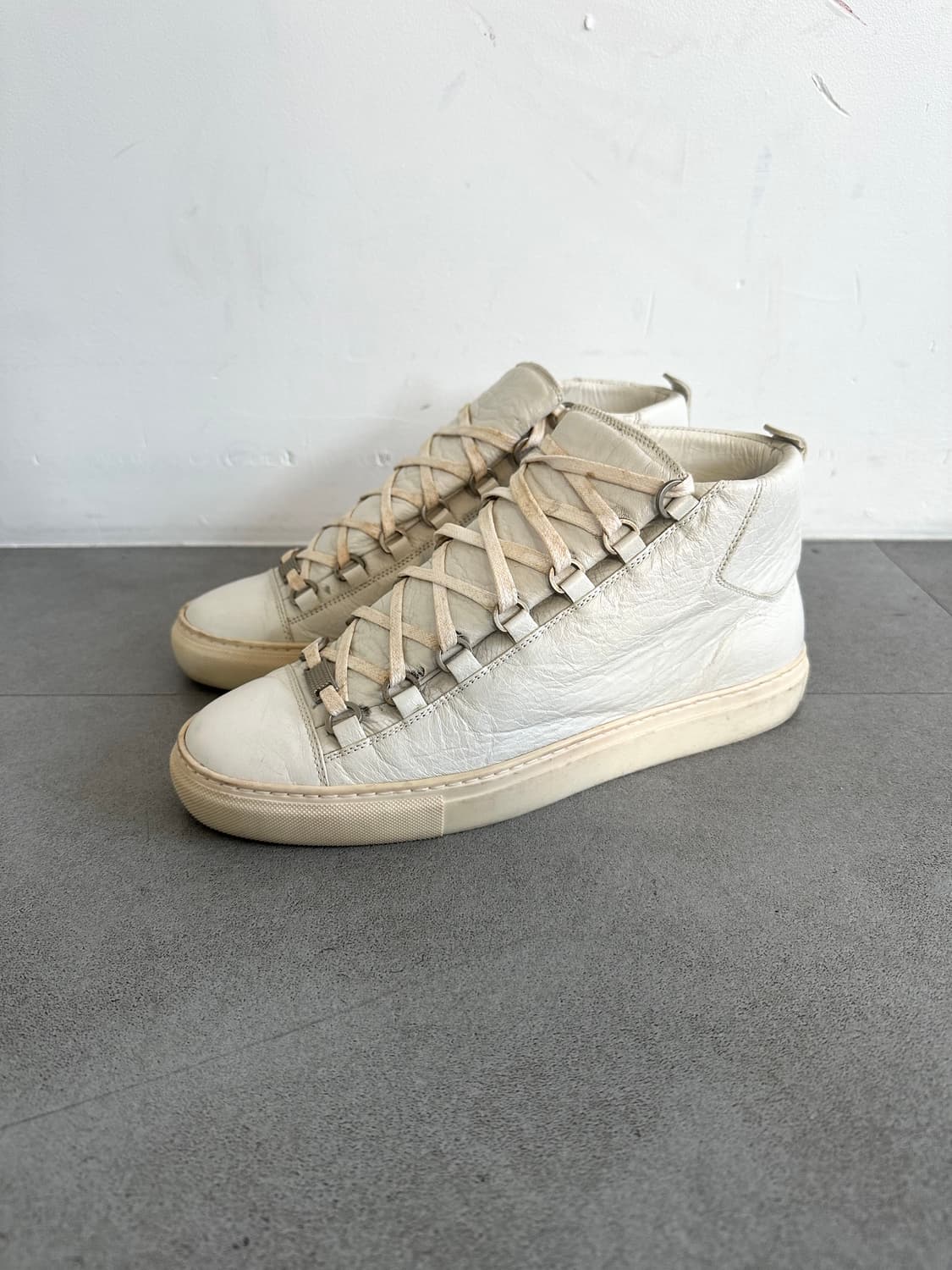 발렌시아가 아레나 크랙 레더 하이탑 상품이미지4