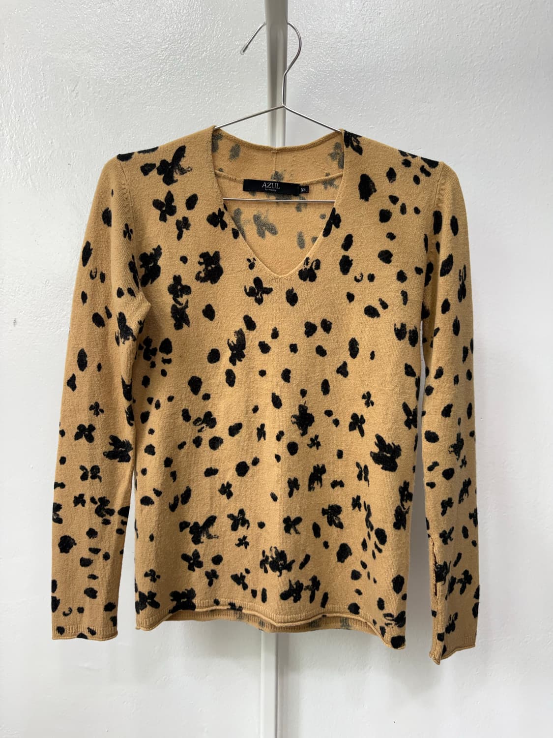 호피 플라워 브이넥 긴팔니트 상품이미지4