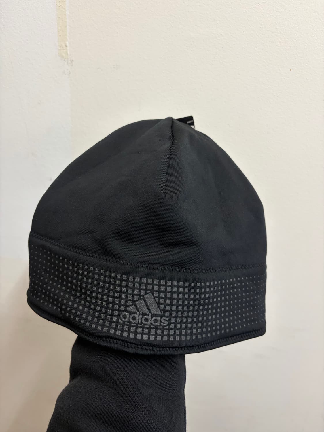 N27. 아디다스 러닝 비니 상품이미지1